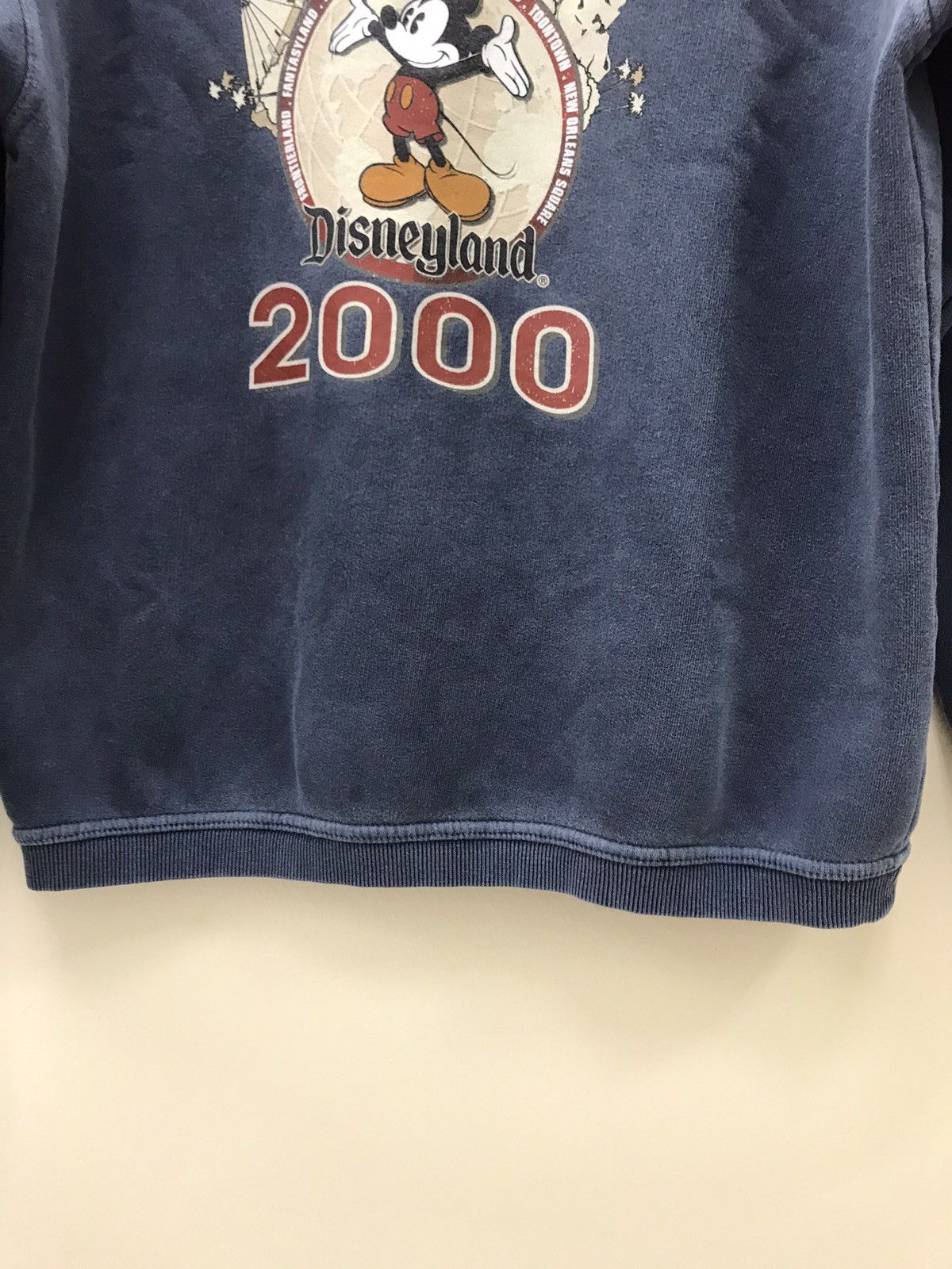 Disney Disneyland 2000 Sweatshirt Size US M / EU 48-50 / 2 - 12 Thumbnail