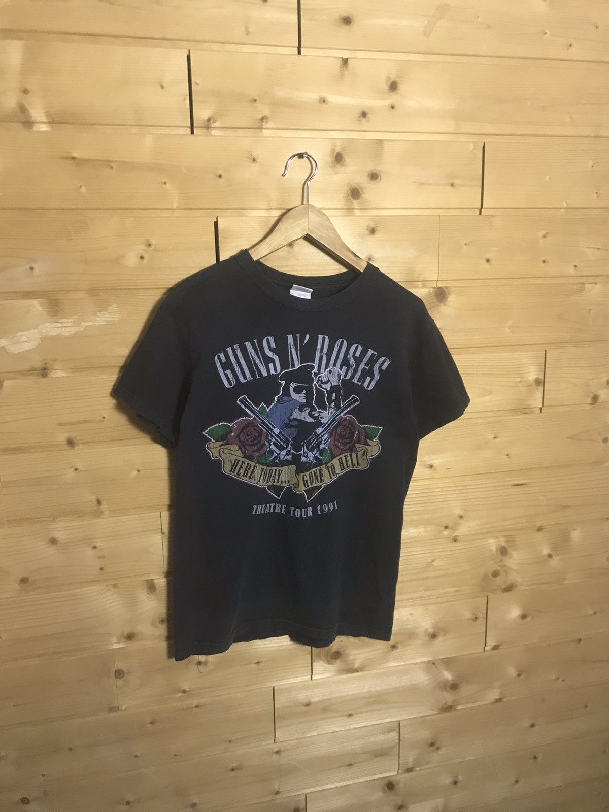 Vintage Guns N Roses “1991 tour “ t-shirt Size US S / EU 44-46 / 1 - 2 Thumbnail
