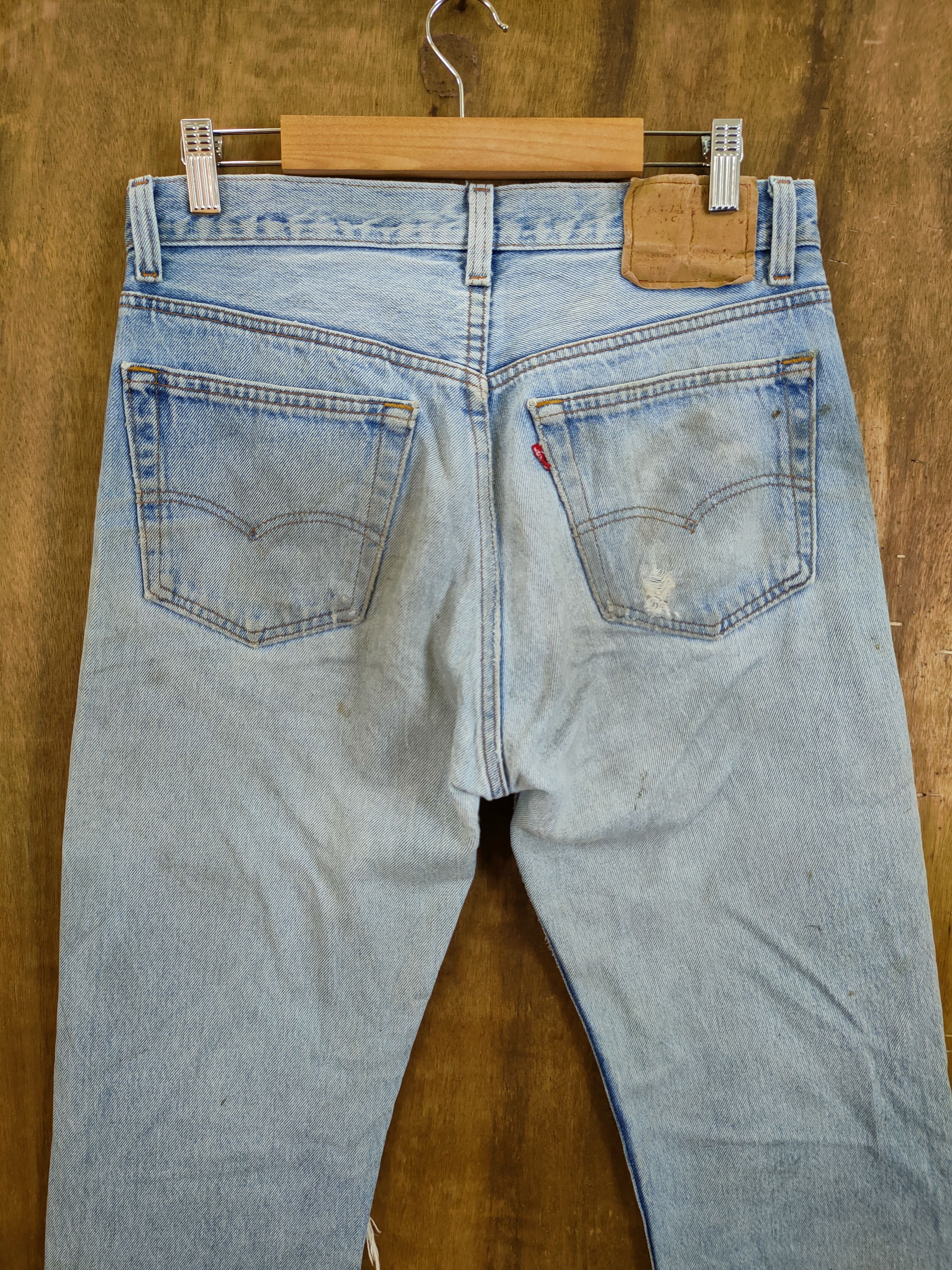 Levi's Levis distressed vintage faded denim pants #46-693 Size US 30 / EU 46 - 11 Thumbnail
