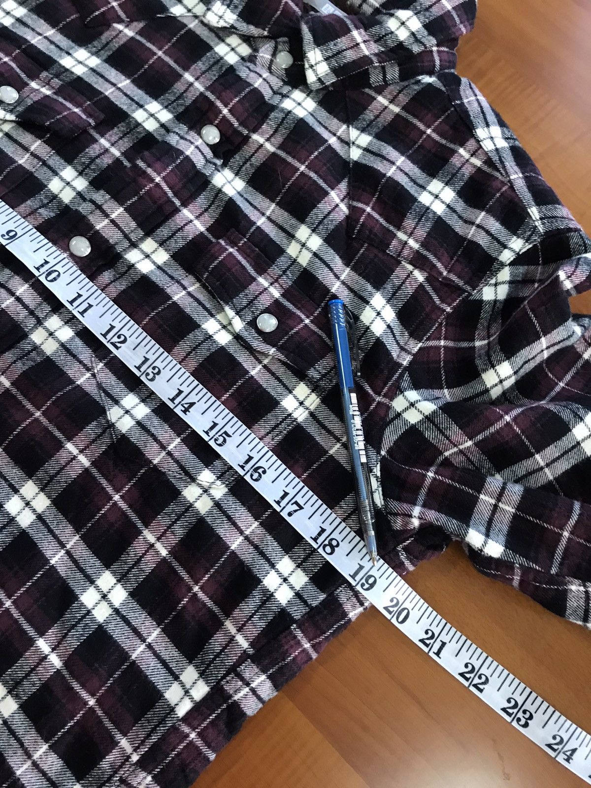 Uniqlo Uniqlo Flannel Winter Button up Shirt Size US S / EU 44-46 / 1 - 11 Thumbnail