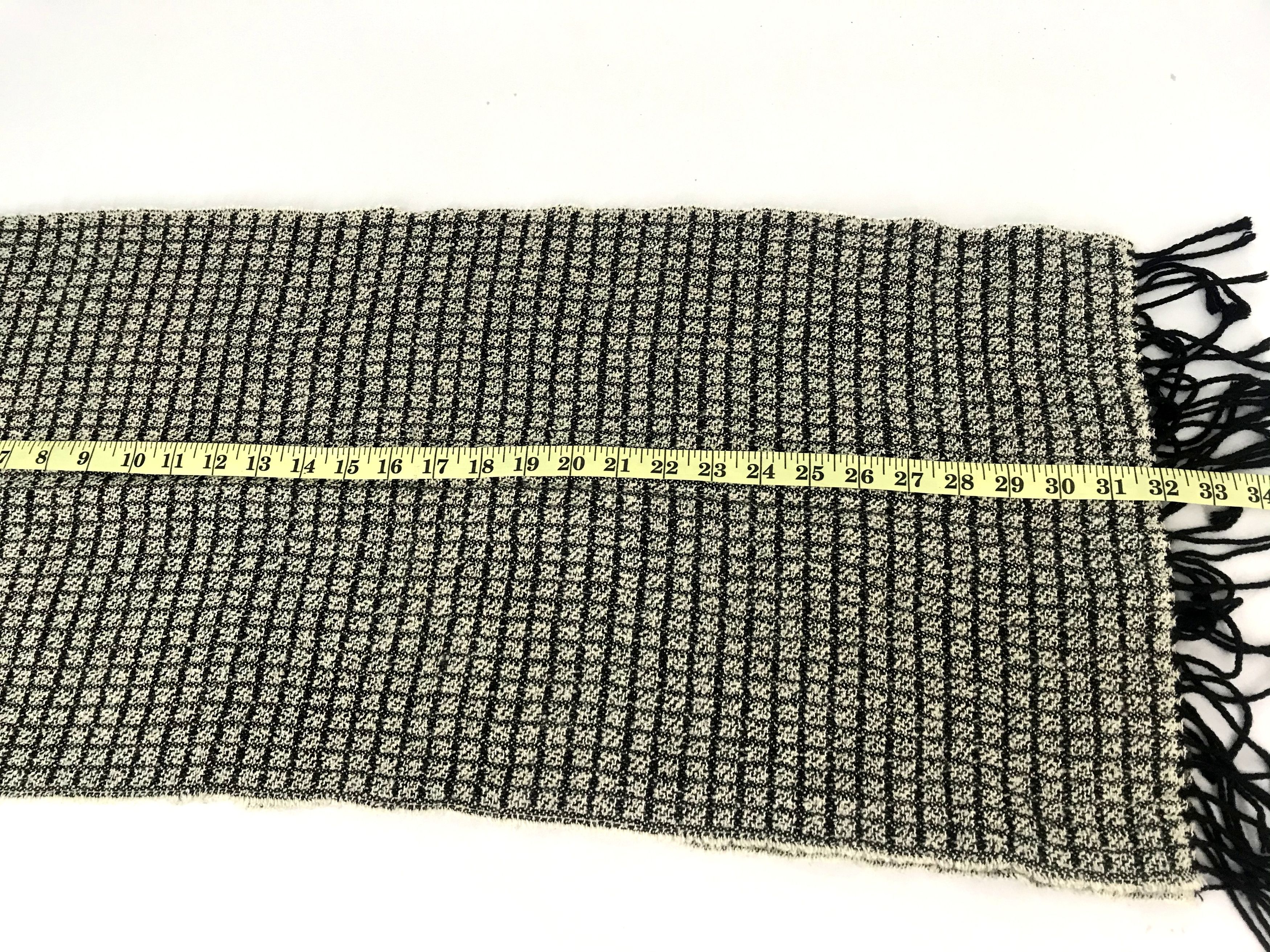 Gianfranco Ferre Gianfranco Ferre Scarf Muffler Shawl Blanket Size ONE SIZE - 3 Thumbnail