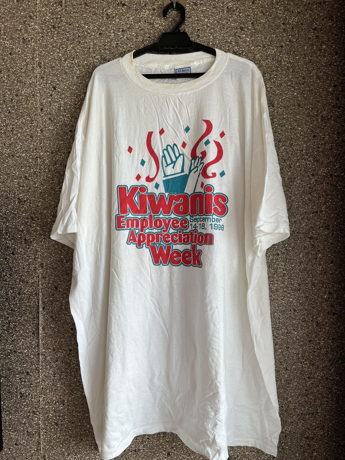 Image of Vintage Kiwanis Employee Ft57 in White, Men's (Size 2XL)