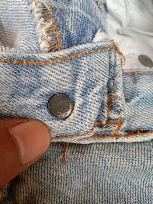 Levi's 80s Vintage Levi's 501 Made In USA Selvedge Redline Jeans Size US 28 / EU 44 - 12 Thumbnail