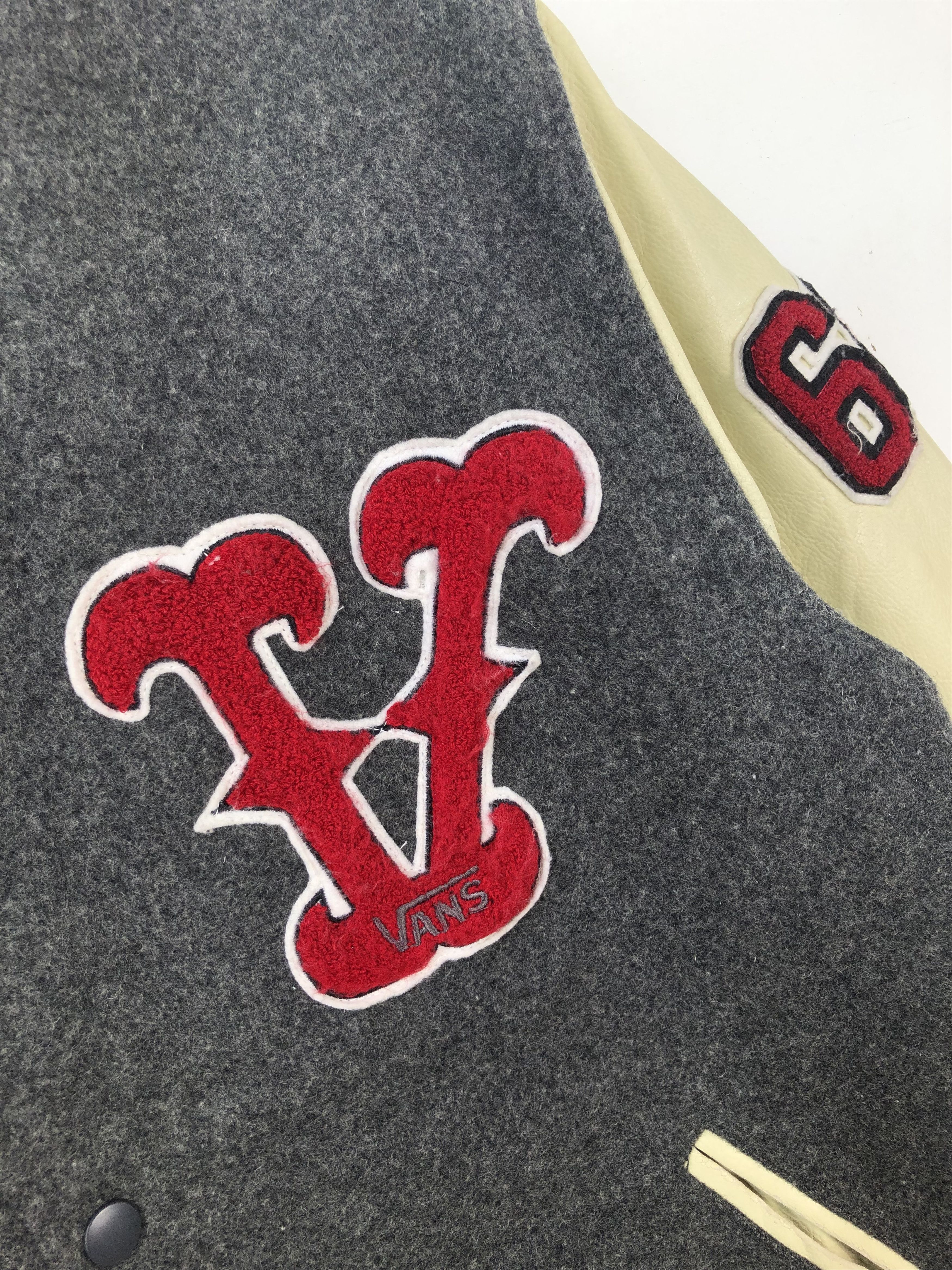 Vans RARE🔥VINTAGE VANS SKATE ROOTS WOOL VARSITY JACKET Size US L / EU 52-54 / 3 - 9 Thumbnail