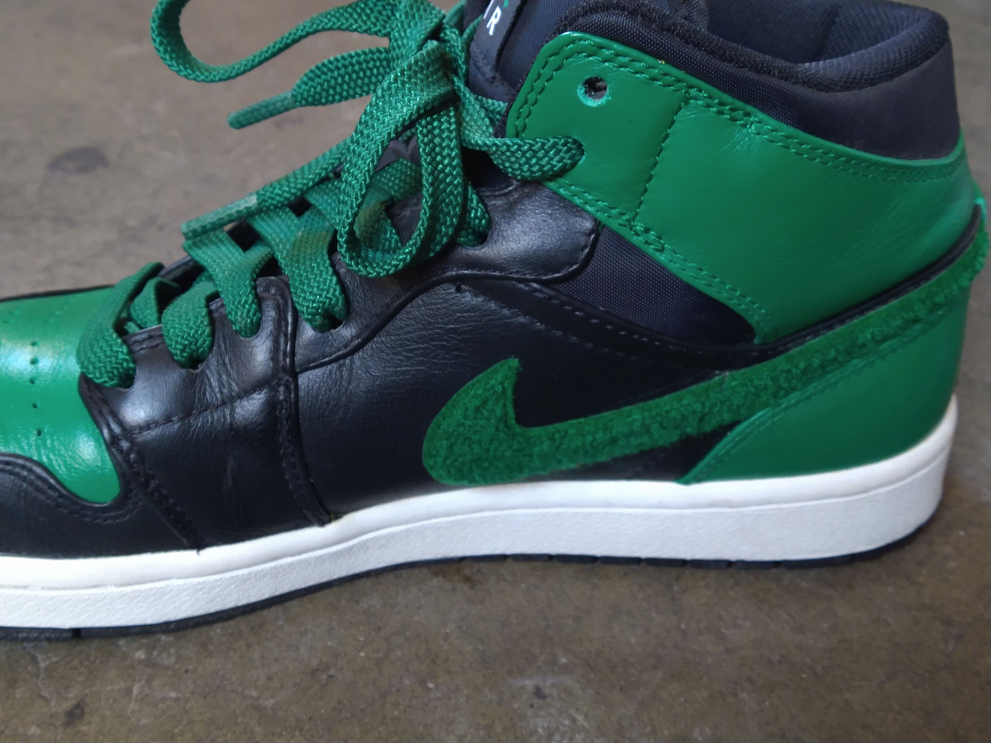 Jordan Brand Nike Air Jordan 1 Phat Premier Size 10 Celtics 375173-031 Size US 10 / EU 43 - 7 Thumbnail
