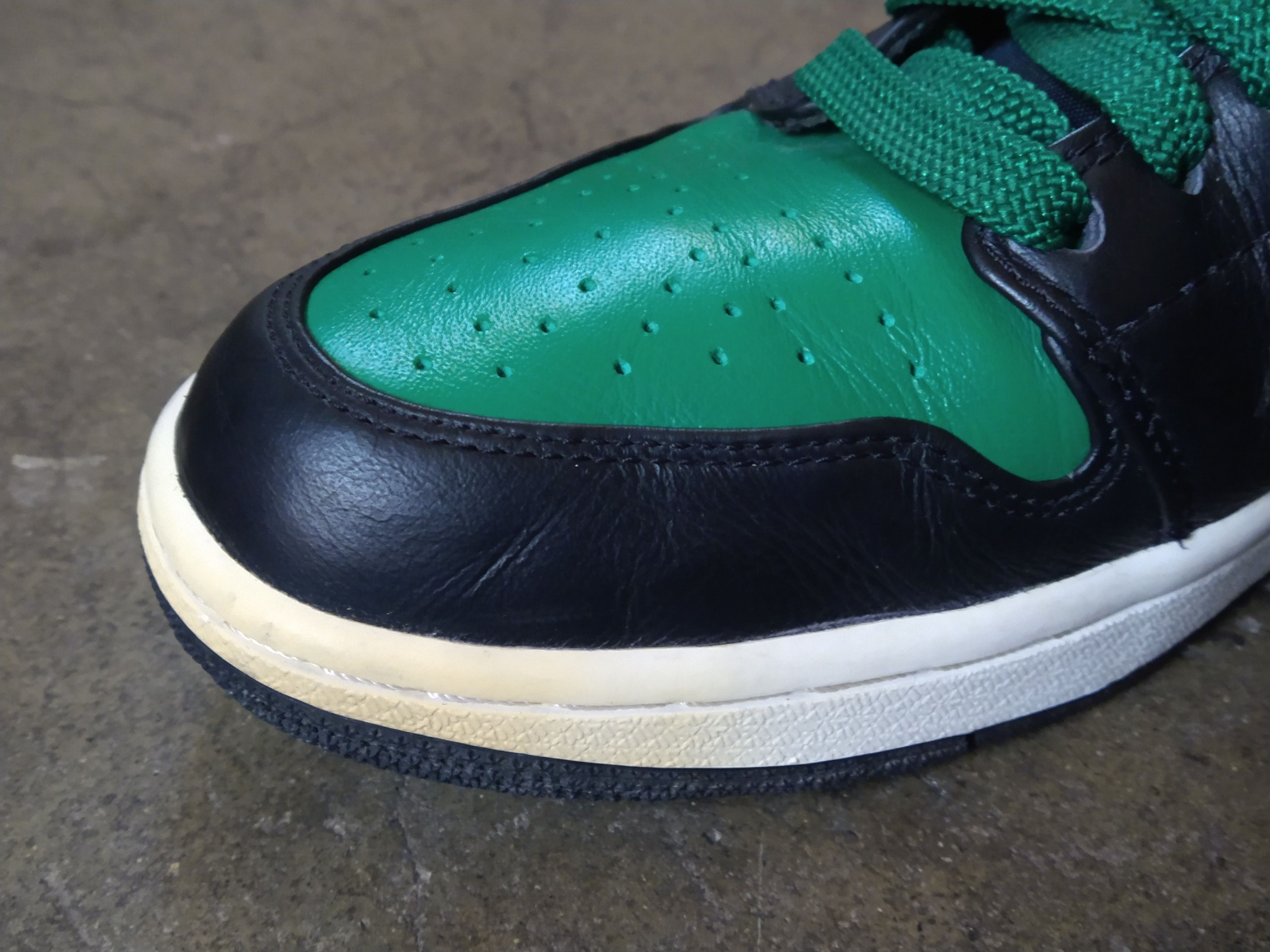 Jordan Brand Nike Air Jordan 1 Phat Premier Size 10 Celtics 375173-031 Size US 10 / EU 43 - 4 Thumbnail