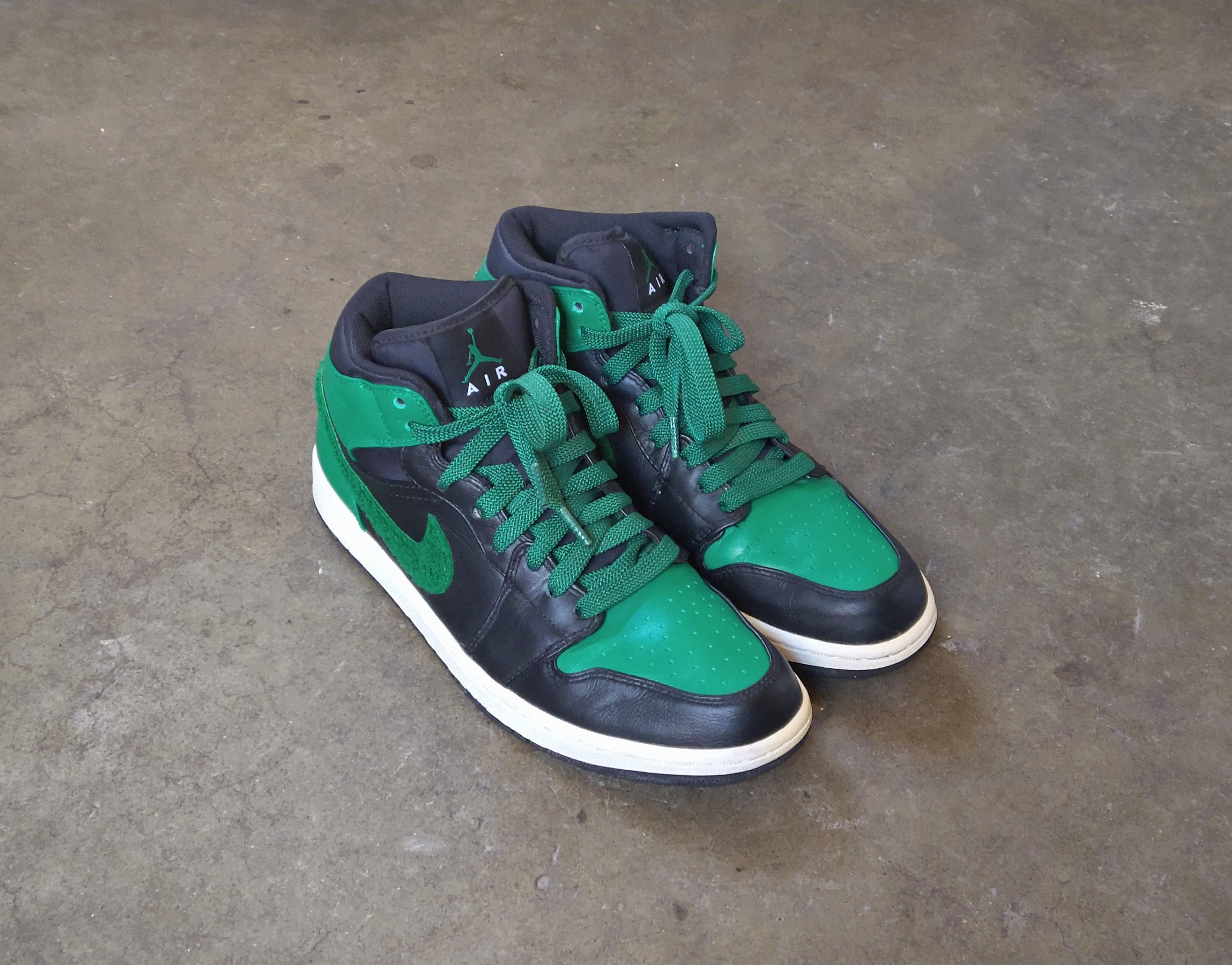 image of Jordan Nike Air Jordan 1 Phat Premier Size 10 Celtics 375173-031 Shoes in Black/Green, Men's