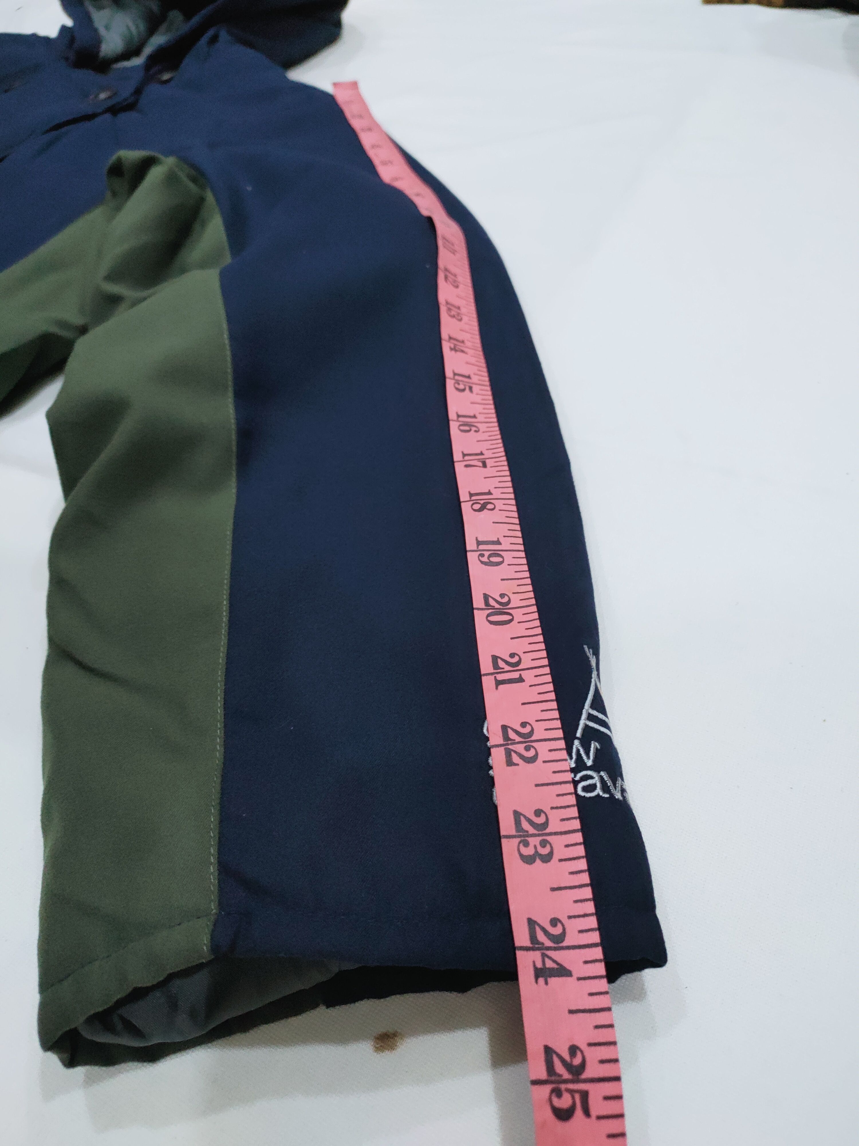 go slow caravan GO SLOW CARAVAN PUFFER JACKET HOODIES Size US L / EU 52-54 / 3 - 7 Thumbnail