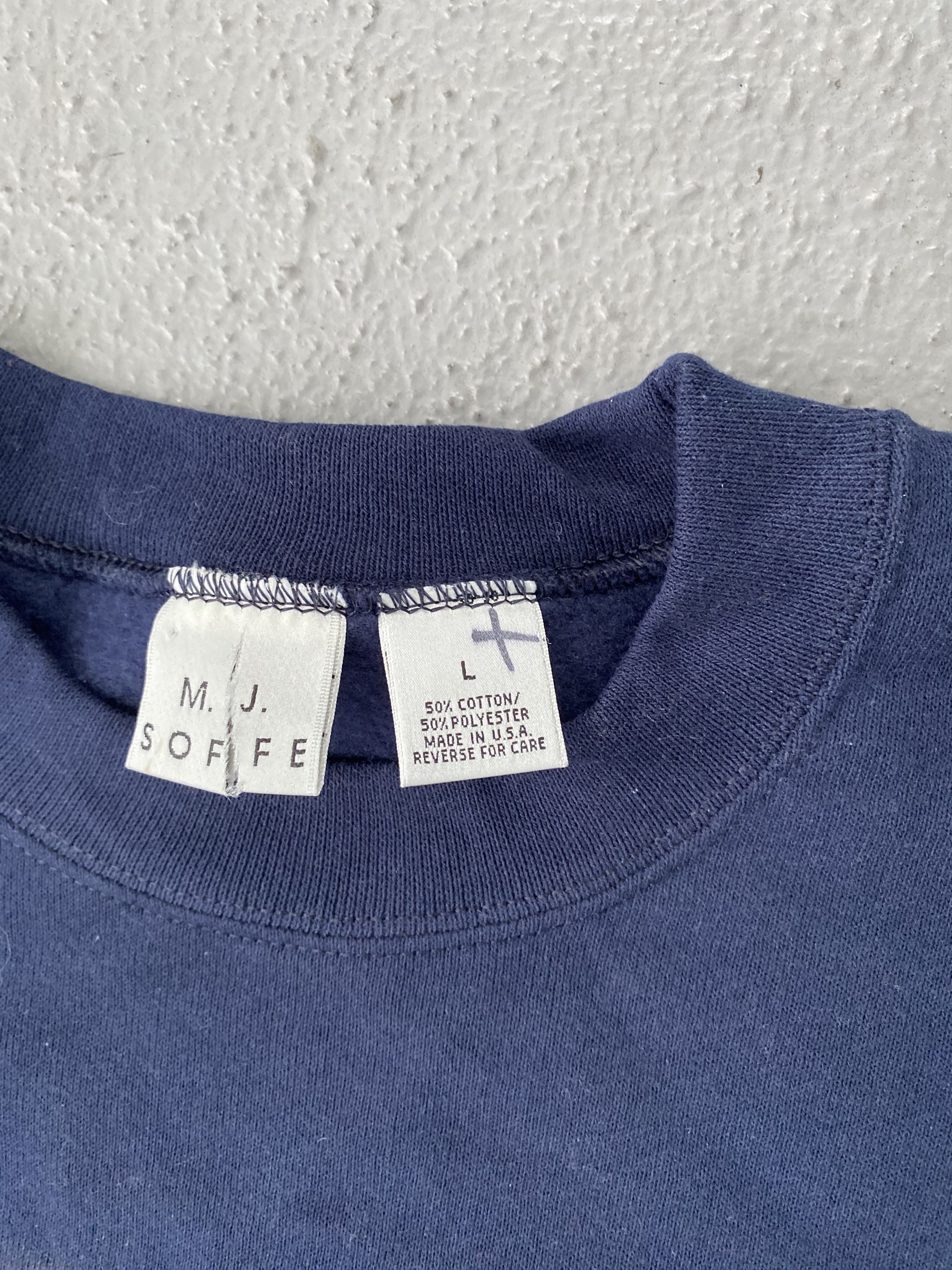 Vintage Vintage 90s Wolf Howling Crewneck Sweatshirt Travis STyle Size US L / EU 52-54 / 3 - 3 Thumbnail