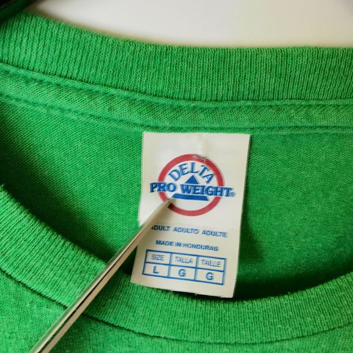 Vintage 00s Vintage Lucky Charms T Shirt Breakfast Cereal Leprechaun