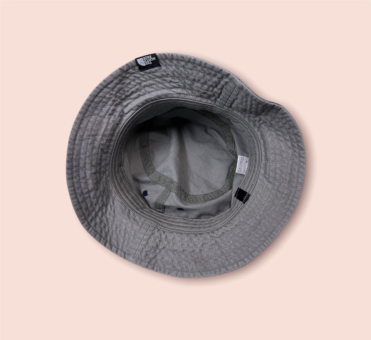 The North Face × Vintage THE NORTH FACE OUTDOOR BUCKET HAT Size ONE SIZE - 8 Thumbnail