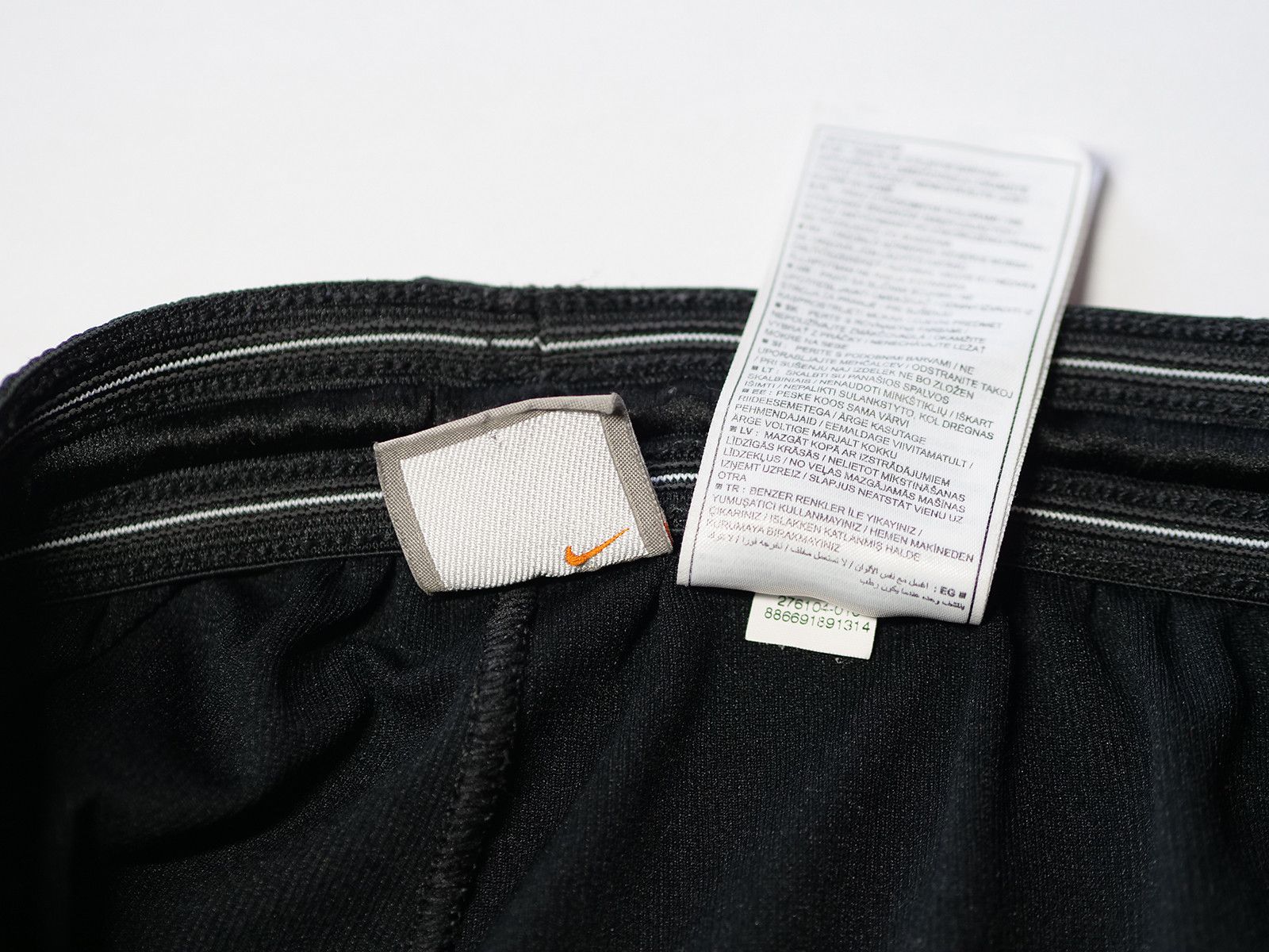 Nike Nike vintage 90s shorts Size US 32 / EU 48 - 3 Thumbnail