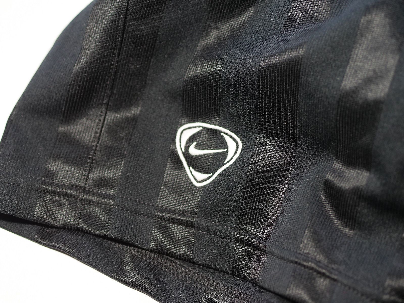 Nike Nike vintage 90s shorts Size US 32 / EU 48 - 5 Thumbnail