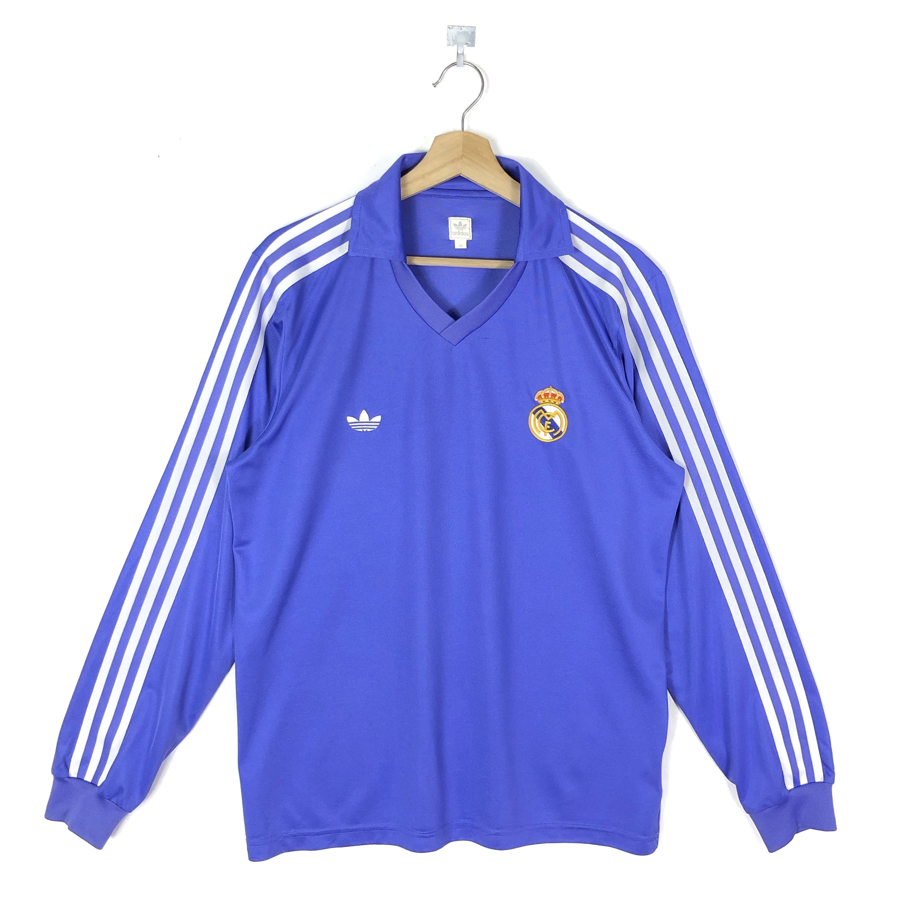 image of vintage 2003 Adidas Real Madrid Away L/s Kit in Light Purple, Men's (Size Large)