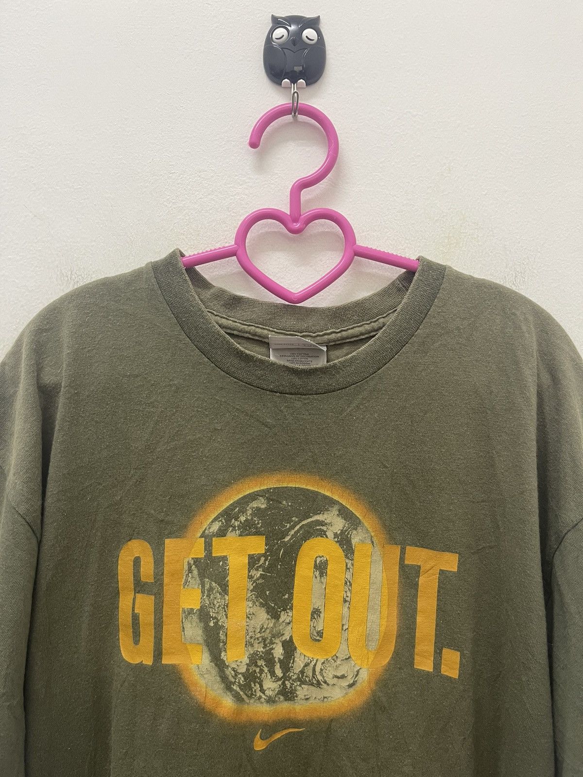 Nike Rare Vintage NIKE Get Out Spell Out Size US M / EU 48-50 / 2 - 2 Thumbnail