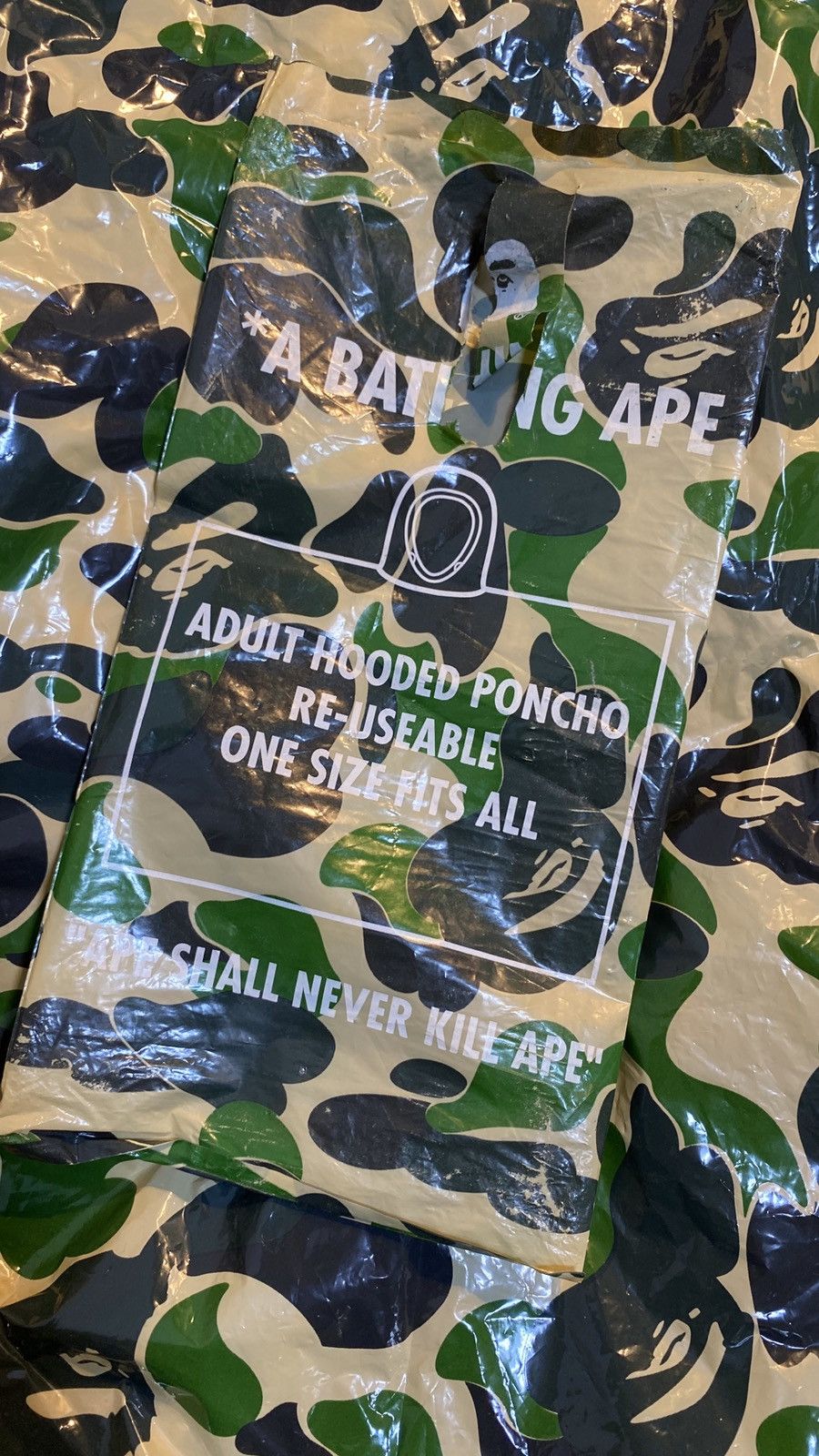 Japanese Brand A Bathing Ape hooded poncho Size US M / EU 48-50 / 2 - 4 Thumbnail