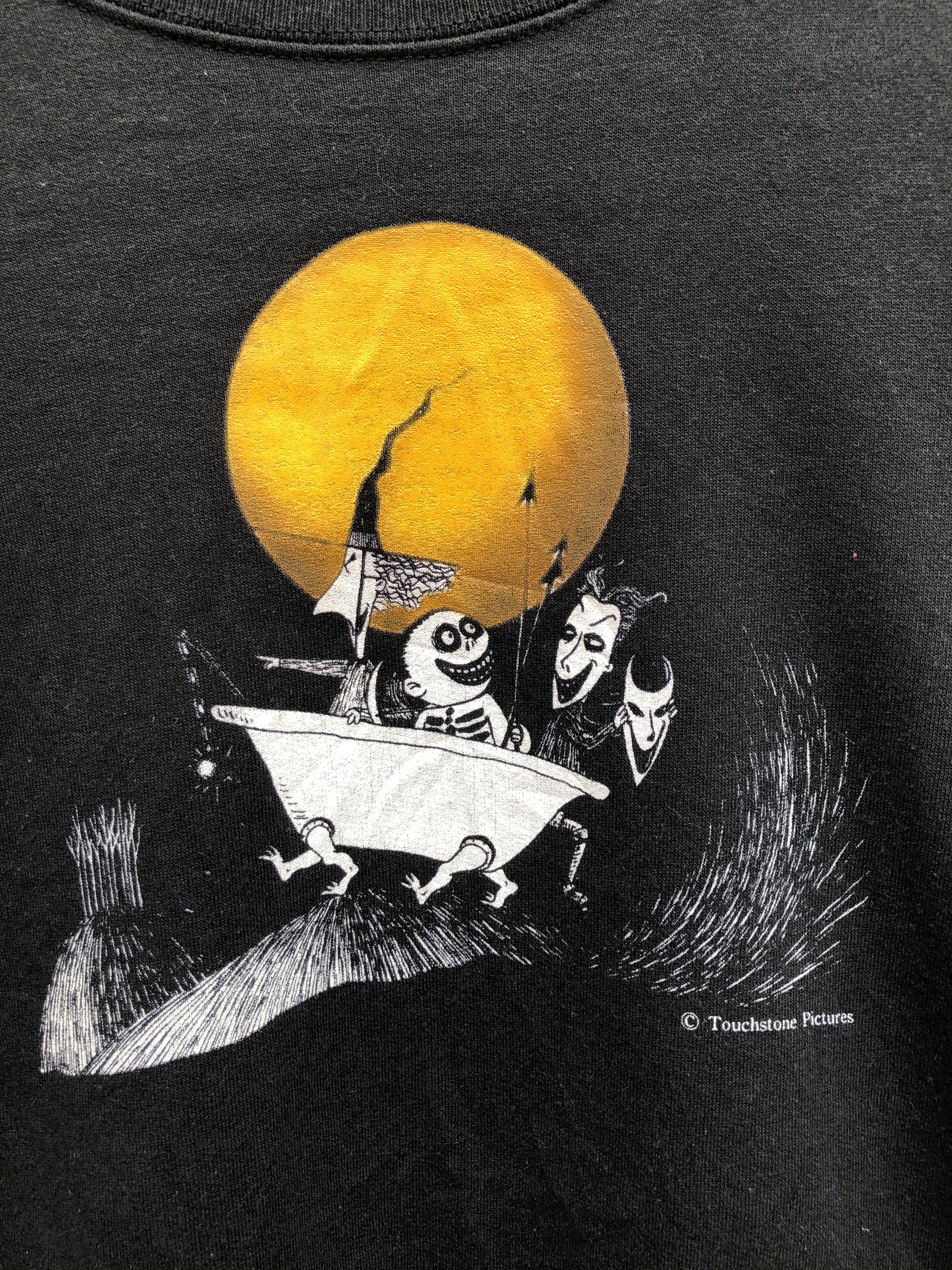 Disney VINTAGE NIGHTMARE BEFORE CHRISTMAS SWEATSHIRT Size US S / EU 44-46 / 1 - 3 Thumbnail