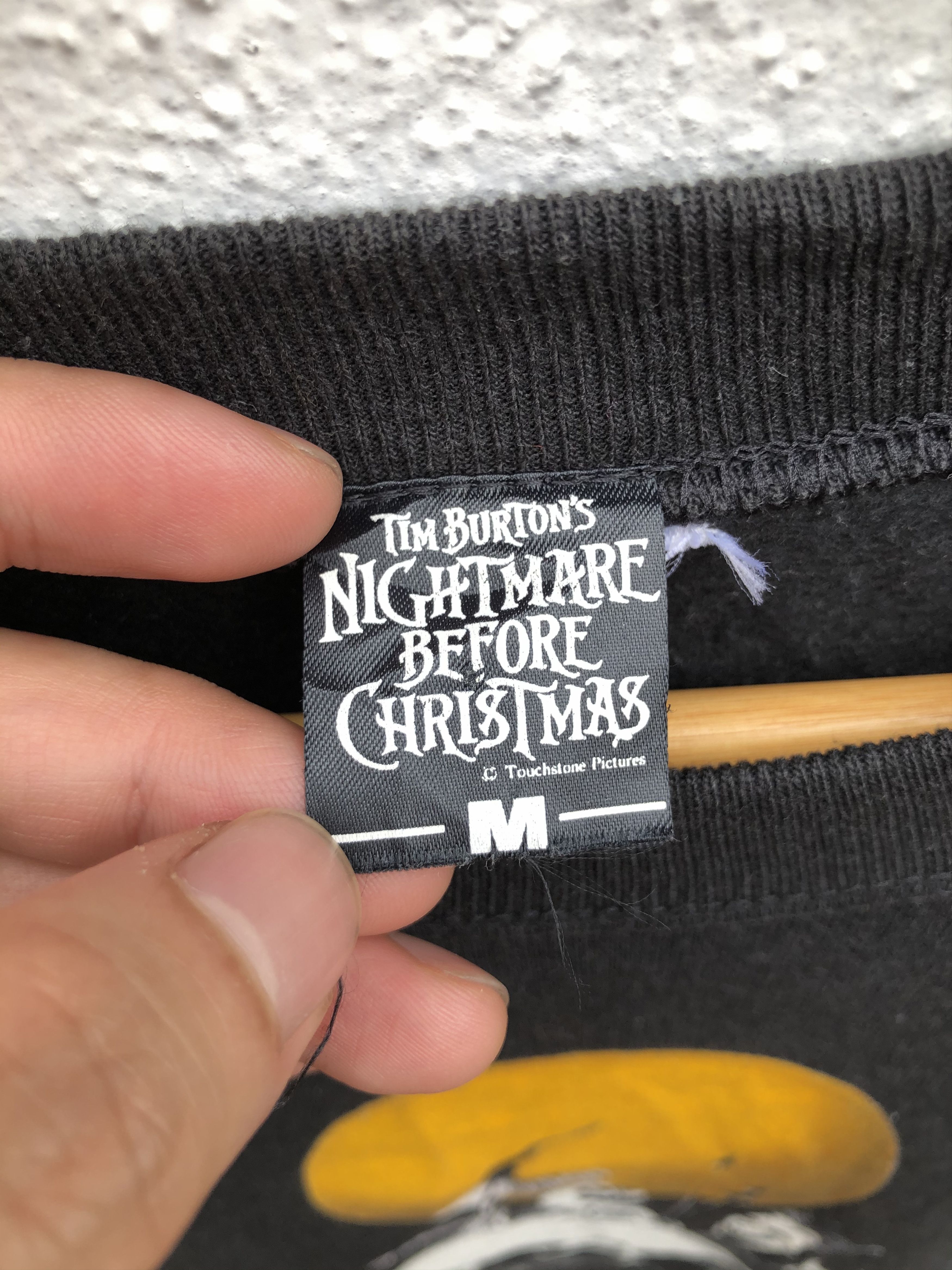 Disney VINTAGE NIGHTMARE BEFORE CHRISTMAS SWEATSHIRT Size US S / EU 44-46 / 1 - 4 Thumbnail