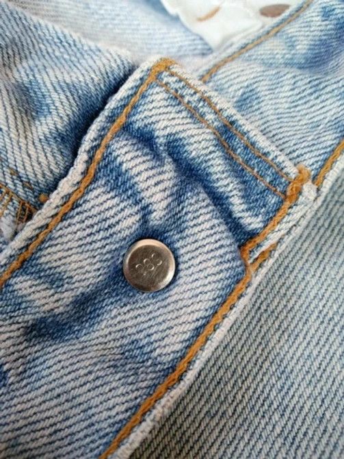 Levi's Vintage Levi's Jeans 505 Regular Straight Leg Denim 34x32 Size US 34 / EU 50 - 7 Thumbnail