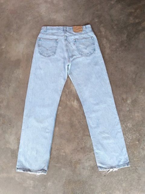 Levi's Vintage Levi's Jeans 505 Regular Straight Leg Denim 34x32 Size US 34 / EU 50 - 2 Thumbnail