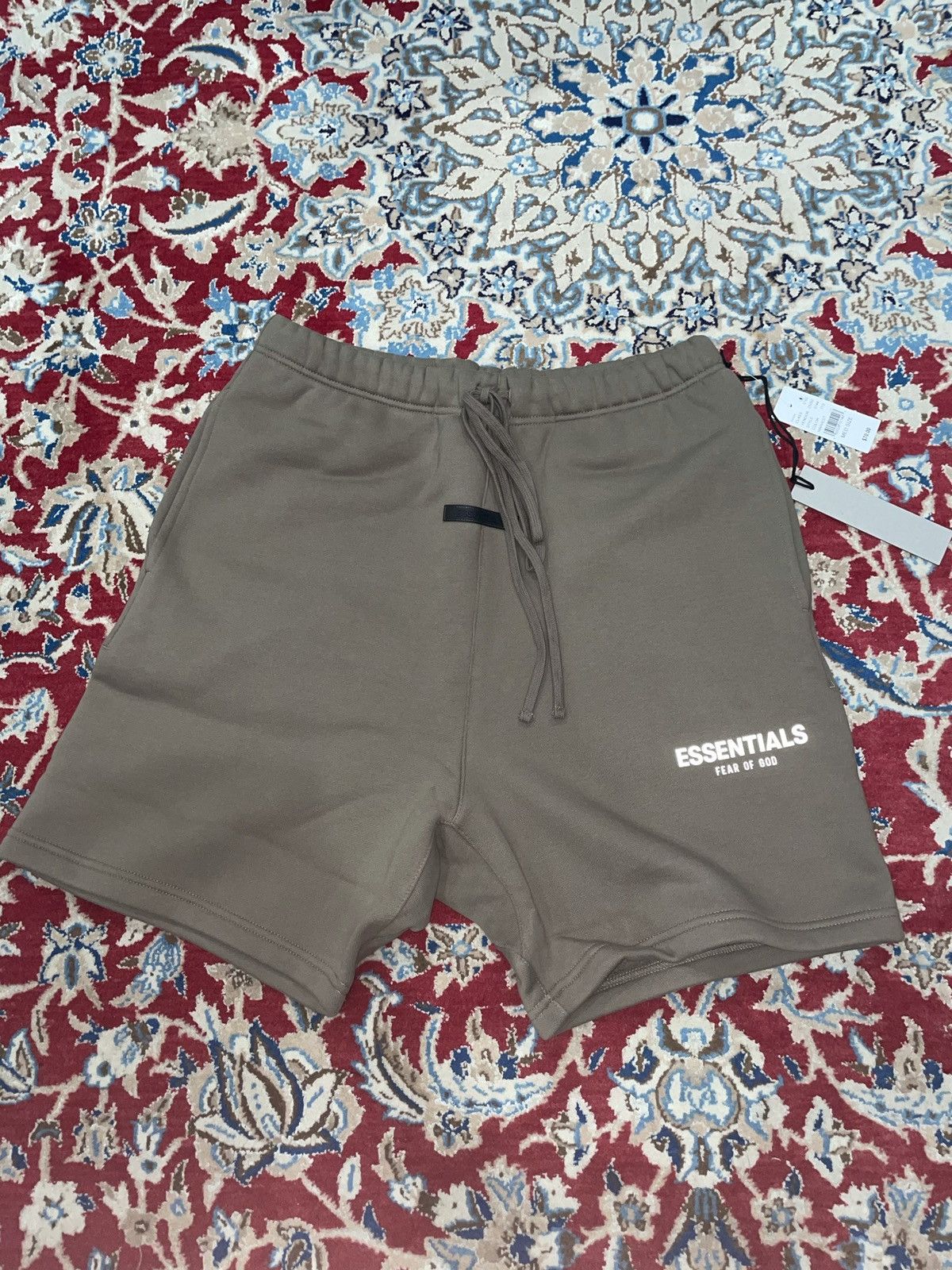 Essentials × FOG × Fear of God Fear of God Essentials Harvest Shorts Size US 32 / EU 48 - 1 Thumbnail