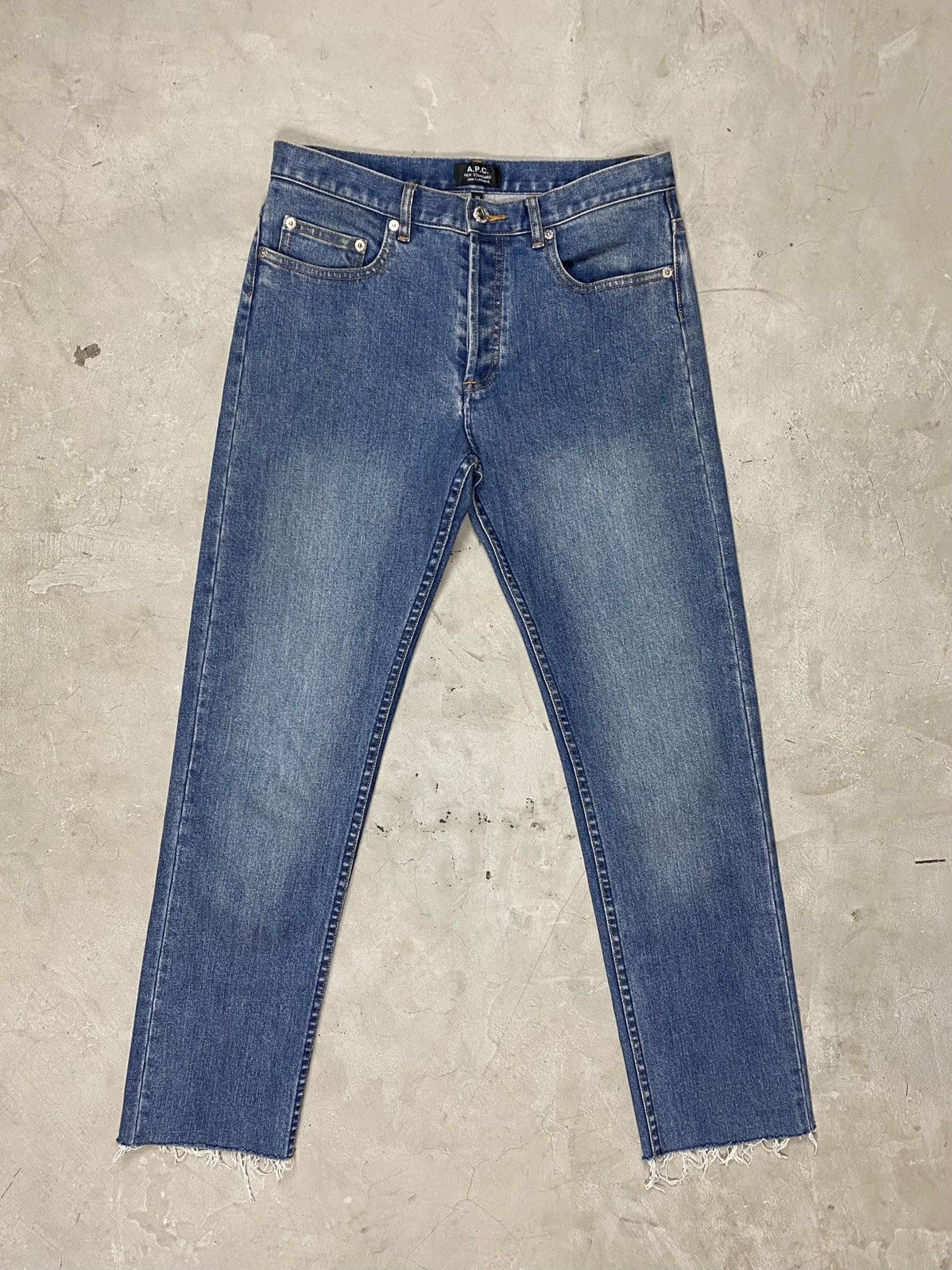 A.P.C. A.P.C. Dark Wash W/ Raw Hems Denims Size US 30 / EU 46 - 1 Thumbnail