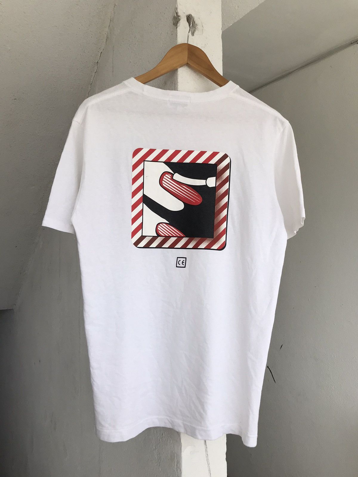 Cav Empt Cav Empt nails polish big print Tee Size US L / EU 52-54 / 3 - 8 Thumbnail