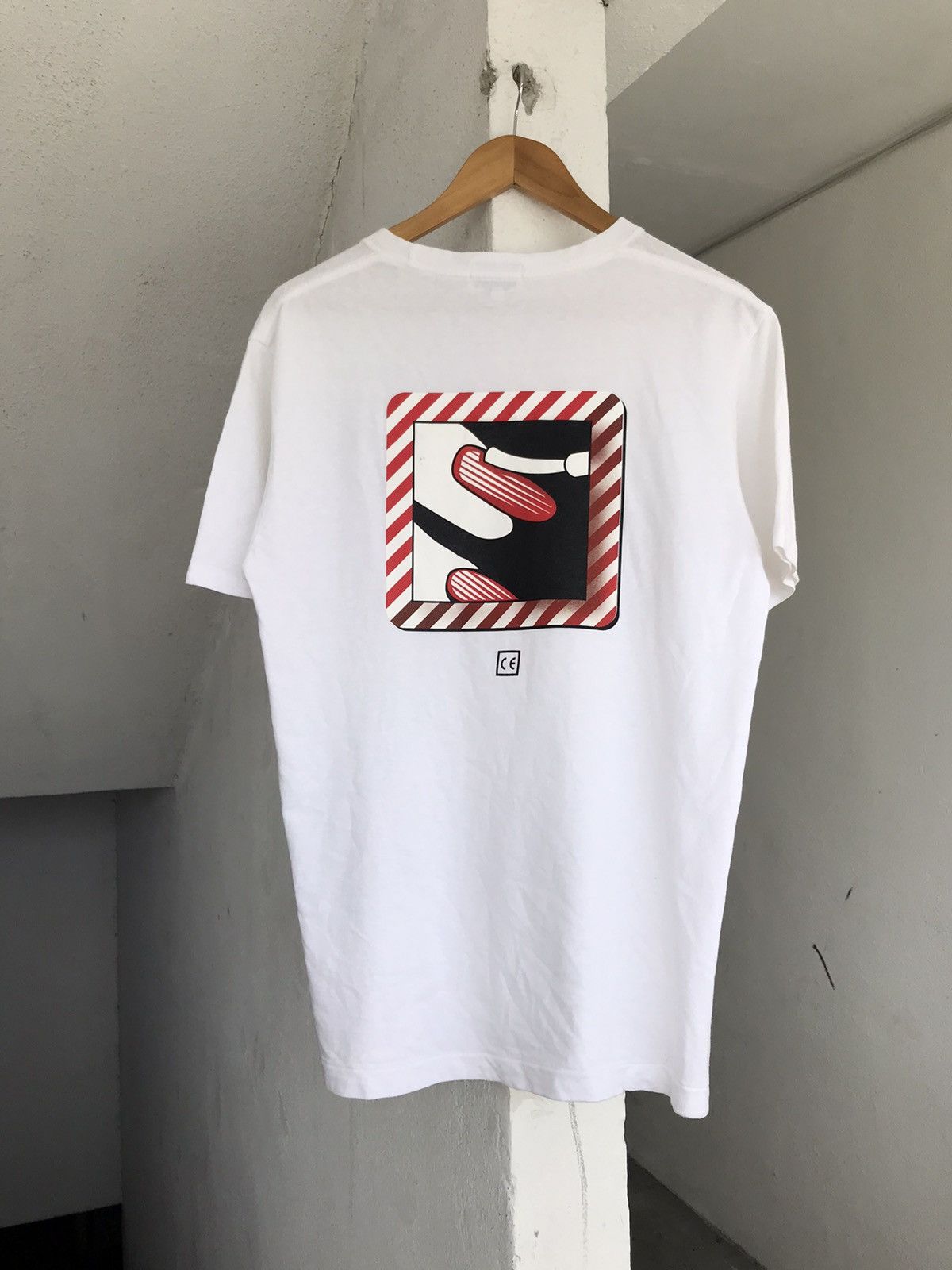Cav Empt Cav Empt nails polish big print Tee Size US L / EU 52-54 / 3 - 7 Thumbnail