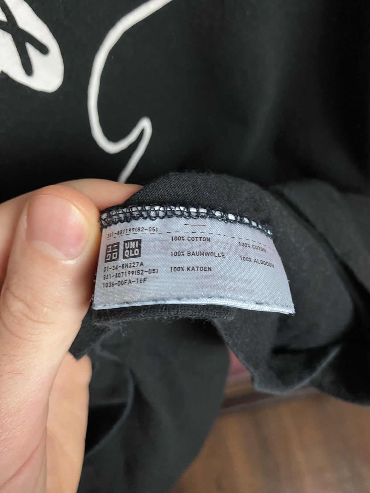Kaws × Uniqlo Uniqlo x Kaws x Peanuts streetwear tee Size US L / EU 52-54 / 3 - 5 Thumbnail
