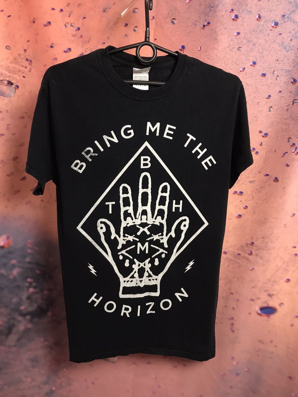 Band Tees × Vintage Vintage Bring me the horizon band rock tee Size US S / EU 44-46 / 1 - 2 Thumbnail