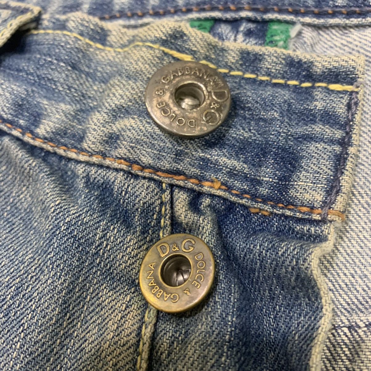 Dolce & Gabbana DOLCE&GABBANA Vtg Spellout Big Logo Disstressed Denim Jeans Size US 30 / EU 46 - 14 Thumbnail