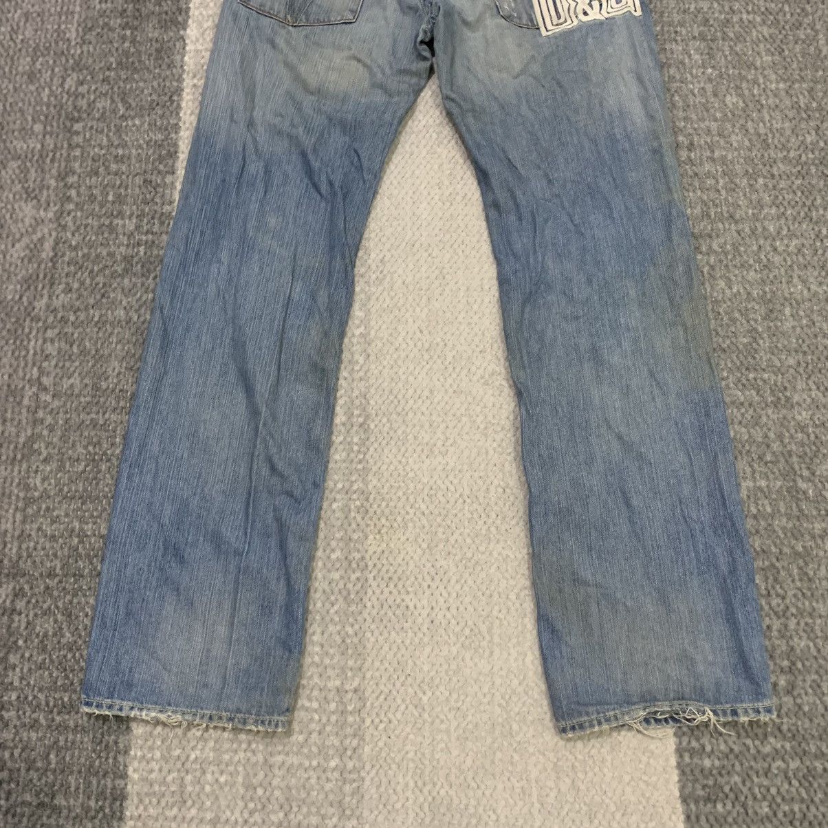 Dolce & Gabbana DOLCE&GABBANA Vtg Spellout Big Logo Disstressed Denim Jeans Size US 30 / EU 46 - 19 Thumbnail