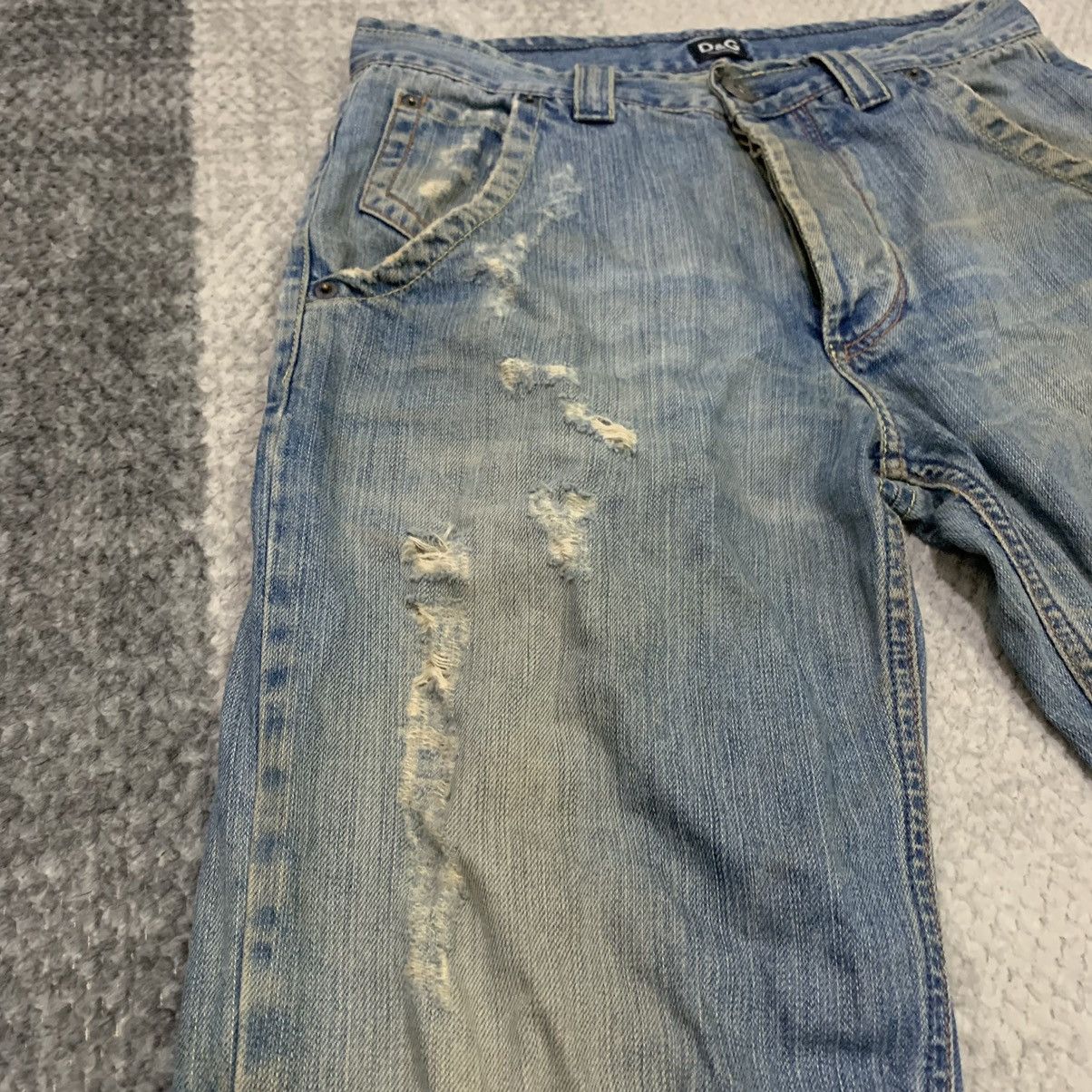 Dolce & Gabbana DOLCE&GABBANA Vtg Spellout Big Logo Disstressed Denim Jeans Size US 30 / EU 46 - 6 Thumbnail