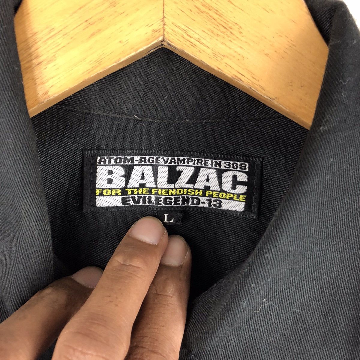 Band Tees 🔥RARE VINTAGE BALZAC ATOM AGE VANPIRE IN 308 PUNK ROCK Size US L / EU 52-54 / 3 - 9 Thumbnail
