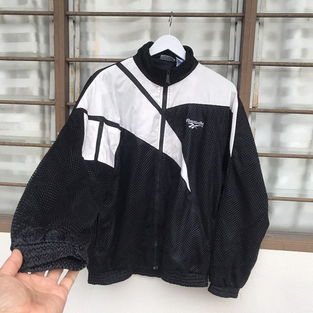 Reebok × Vintage RARE VTG 90S REEBOK MESH BAGGY jacket big Logo Size US L / EU 52-54 / 3 - 10 Thumbnail