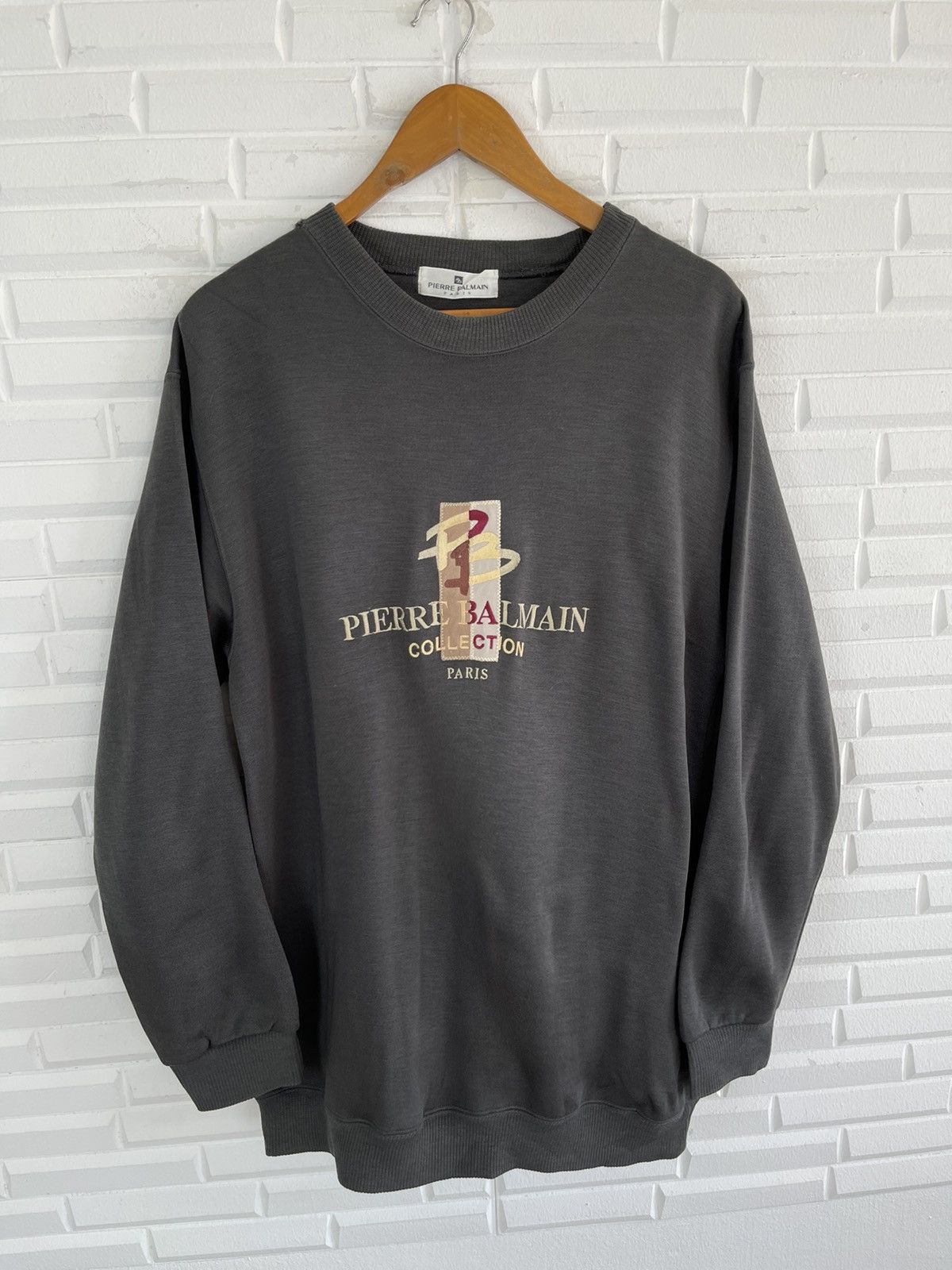 Pierre Balmain Vintage PIERRE BALMAIN Paris BIG Spellout Size US M / EU 48-50 / 2 - 1 Thumbnail