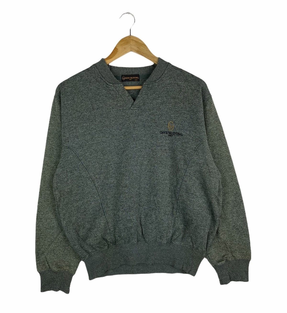 Gianni Valentino × Valentino VINTAGE GIANNI VALENTINO ITALY SMALL LOGO SWEATSHIRT Size US S / EU 44-46 / 1 - 1 Thumbnail
