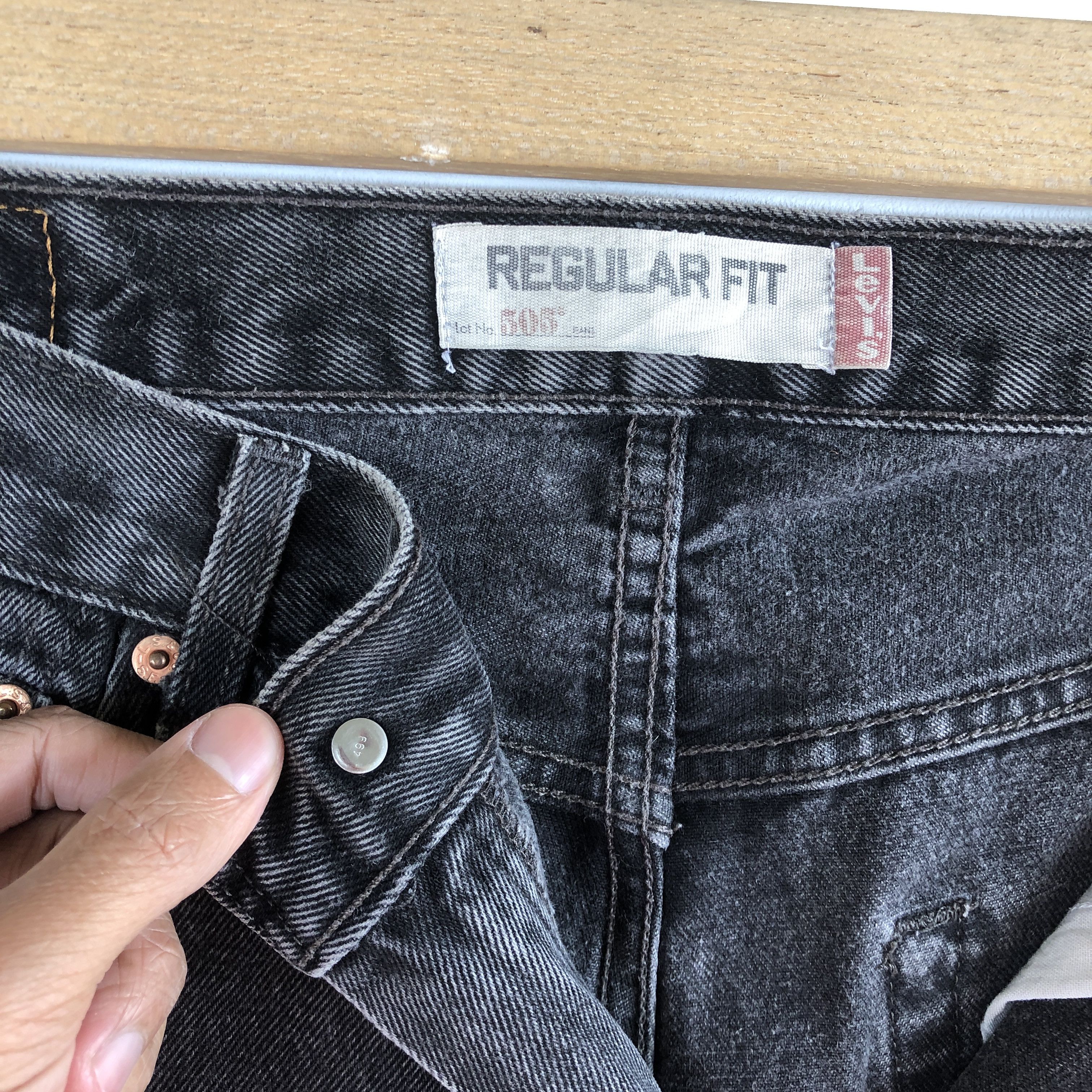 Levi's Vintage Levis Jeans Faded Black Levi's 505 Distressed Denim Size US 30 / EU 46 - 10 Thumbnail