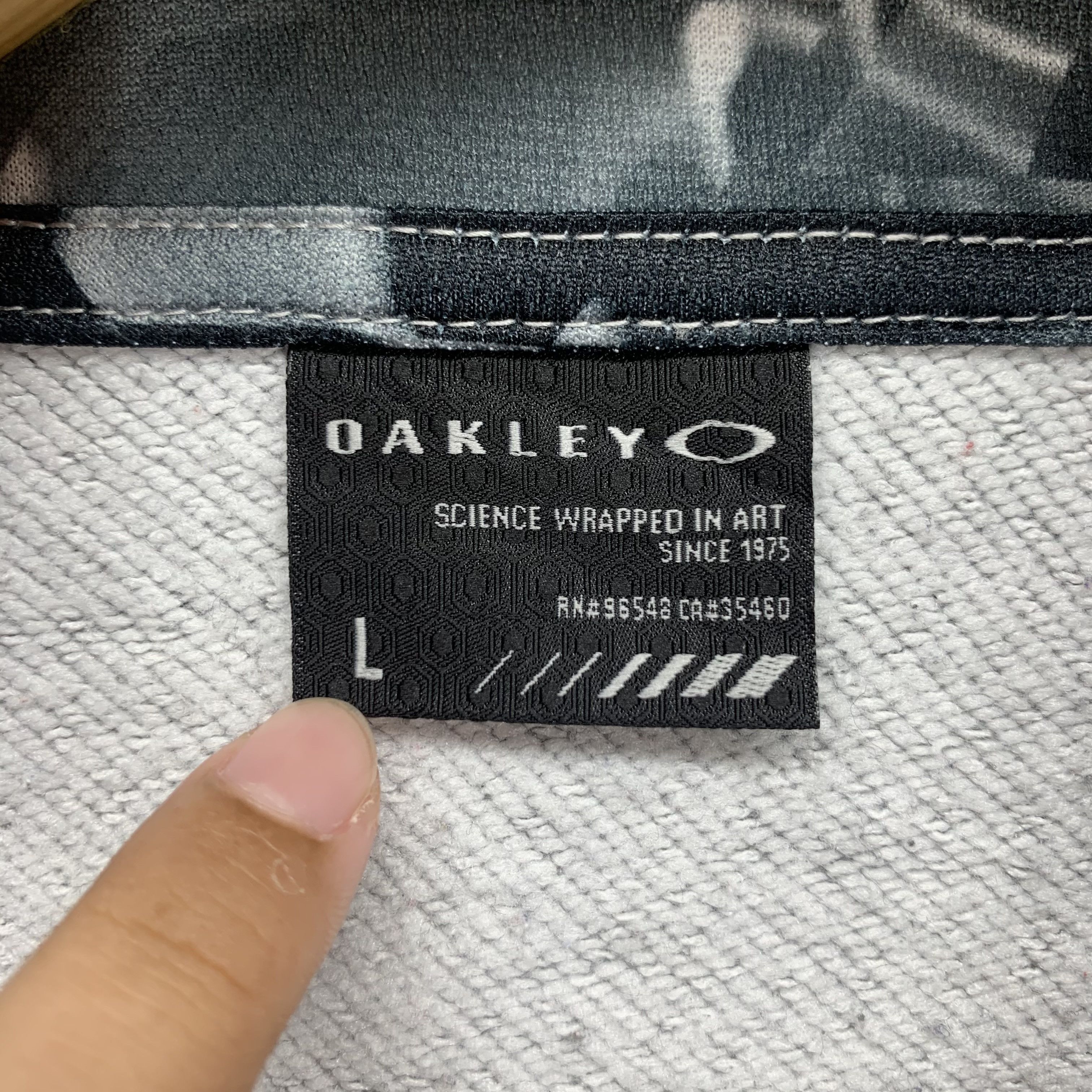 Oakley Oakley back Big Logo Zipper Hoodie #3109-114 Size US L / EU 52-54 / 3 - 7 Thumbnail
