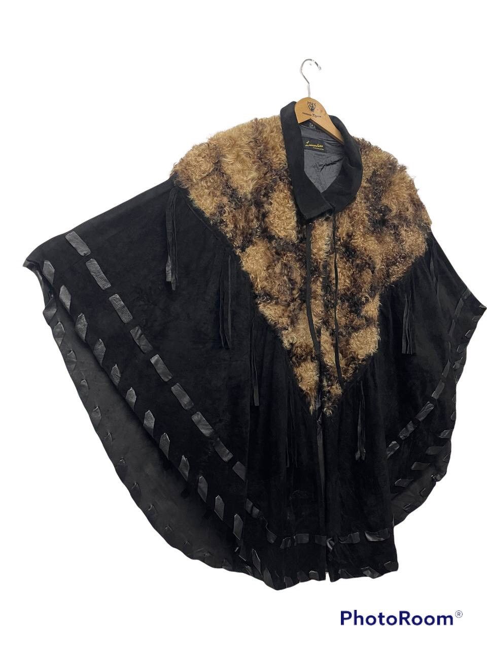 image of Leather Jacket x Mink Fur Coat Vintage Lamandora Fur Leather Cape/ponco in Black (Size XL)