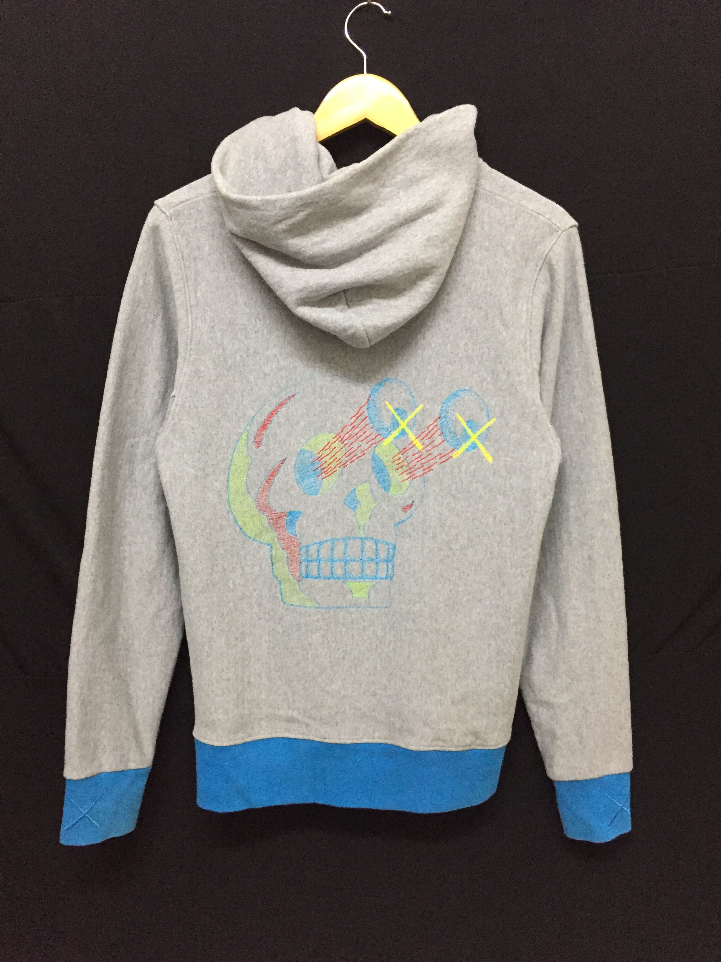Kaws × Medicom Toy × Original Fake AW2007 Skull Rock Hoodie Size US M / EU 48-50 / 2 - 2 Thumbnail