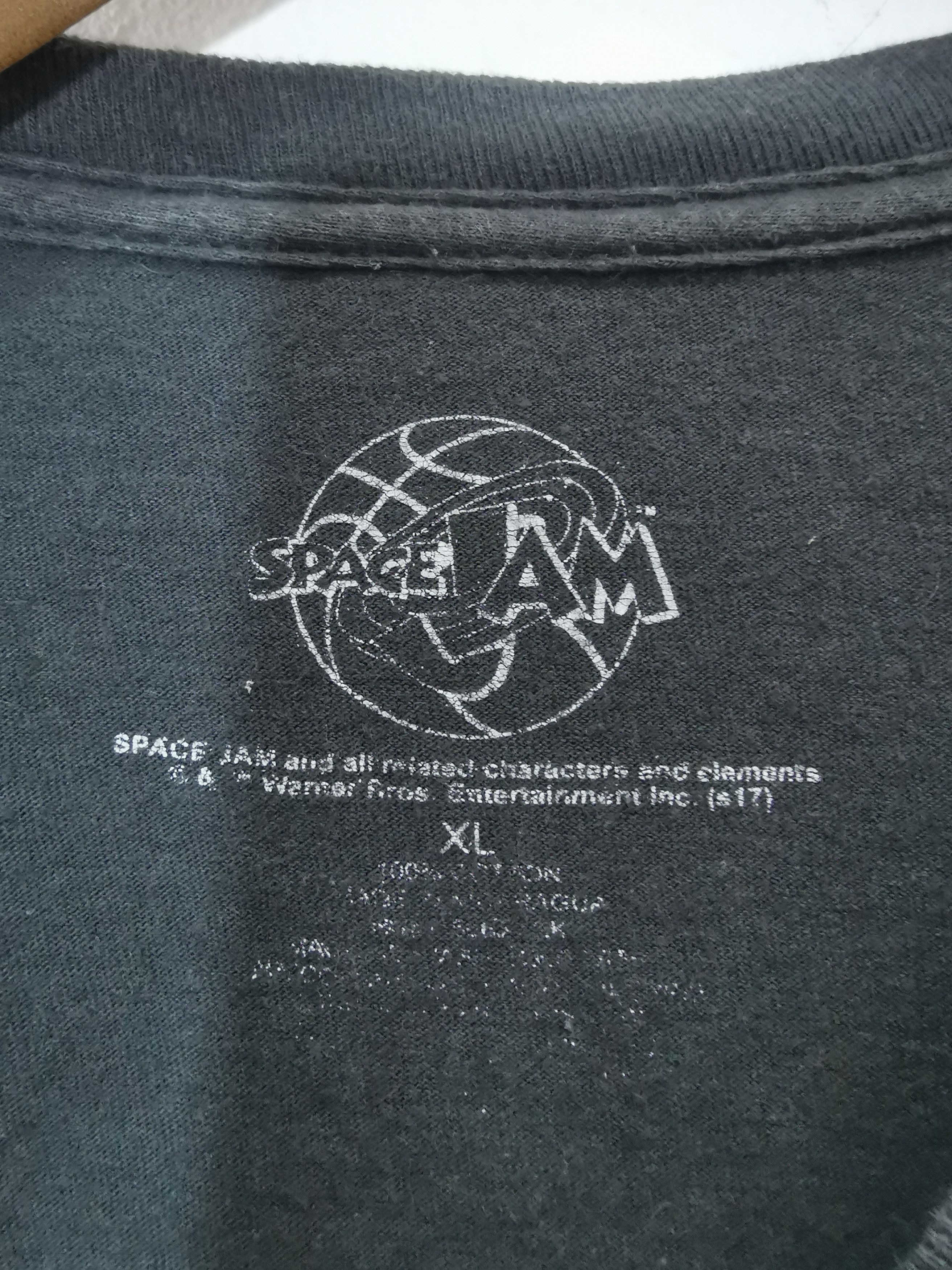 Vintage Space Jam tee