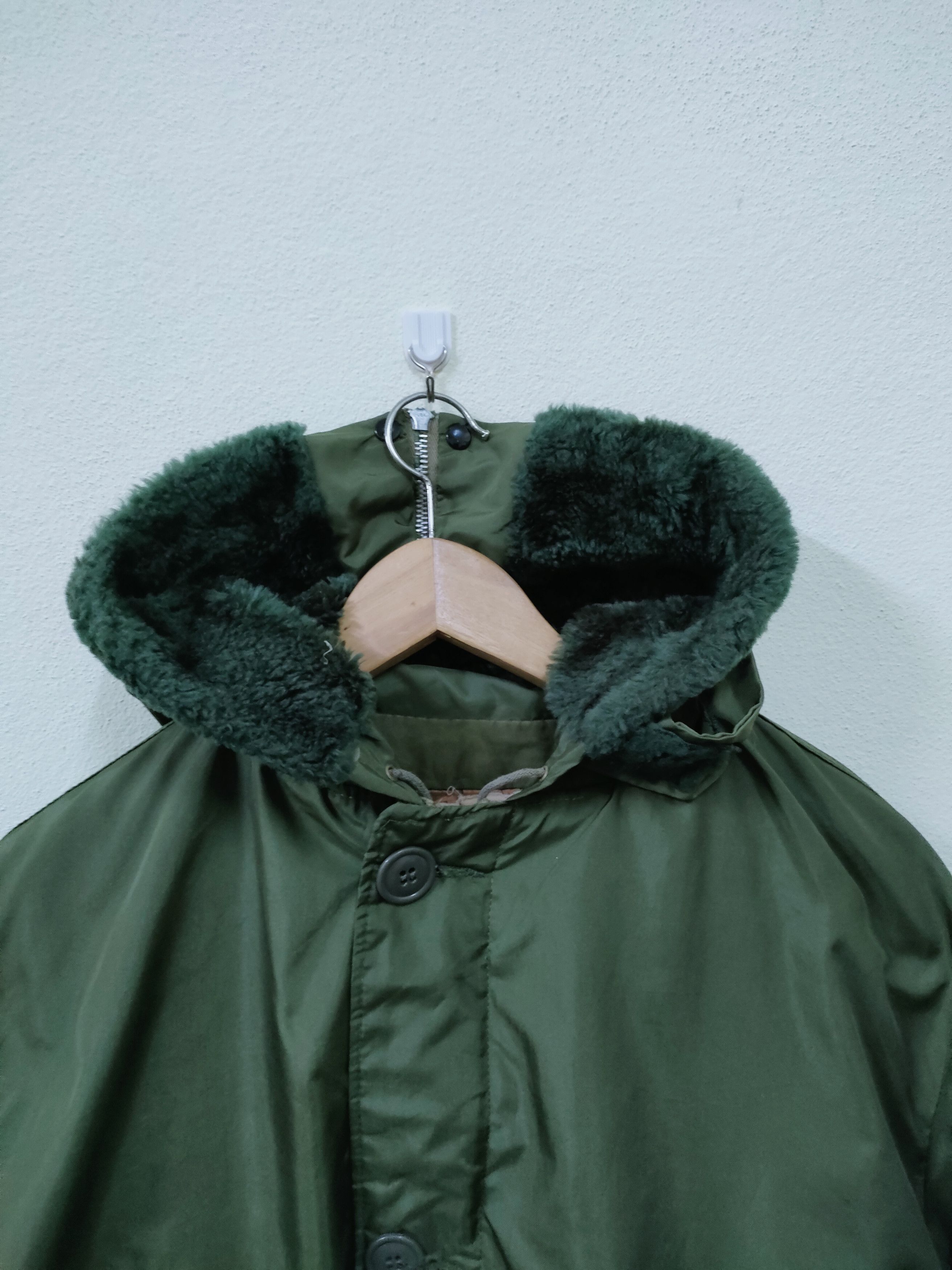 Vintage Vintage Flight Jacket Military Line Fur Hoodie Size US M / EU 48-50 / 2 - 7 Thumbnail