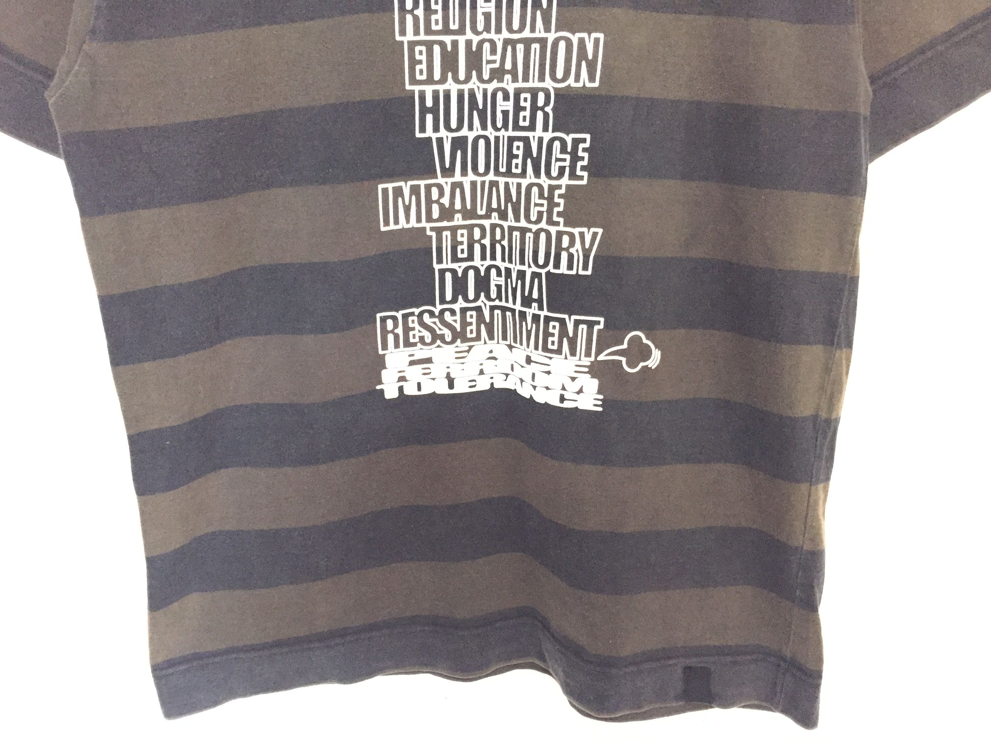General Research × Mountain Research 2002 Spectator Border stripe Darkside of the moon Size US M / EU 48-50 / 2 - 4 Thumbnail