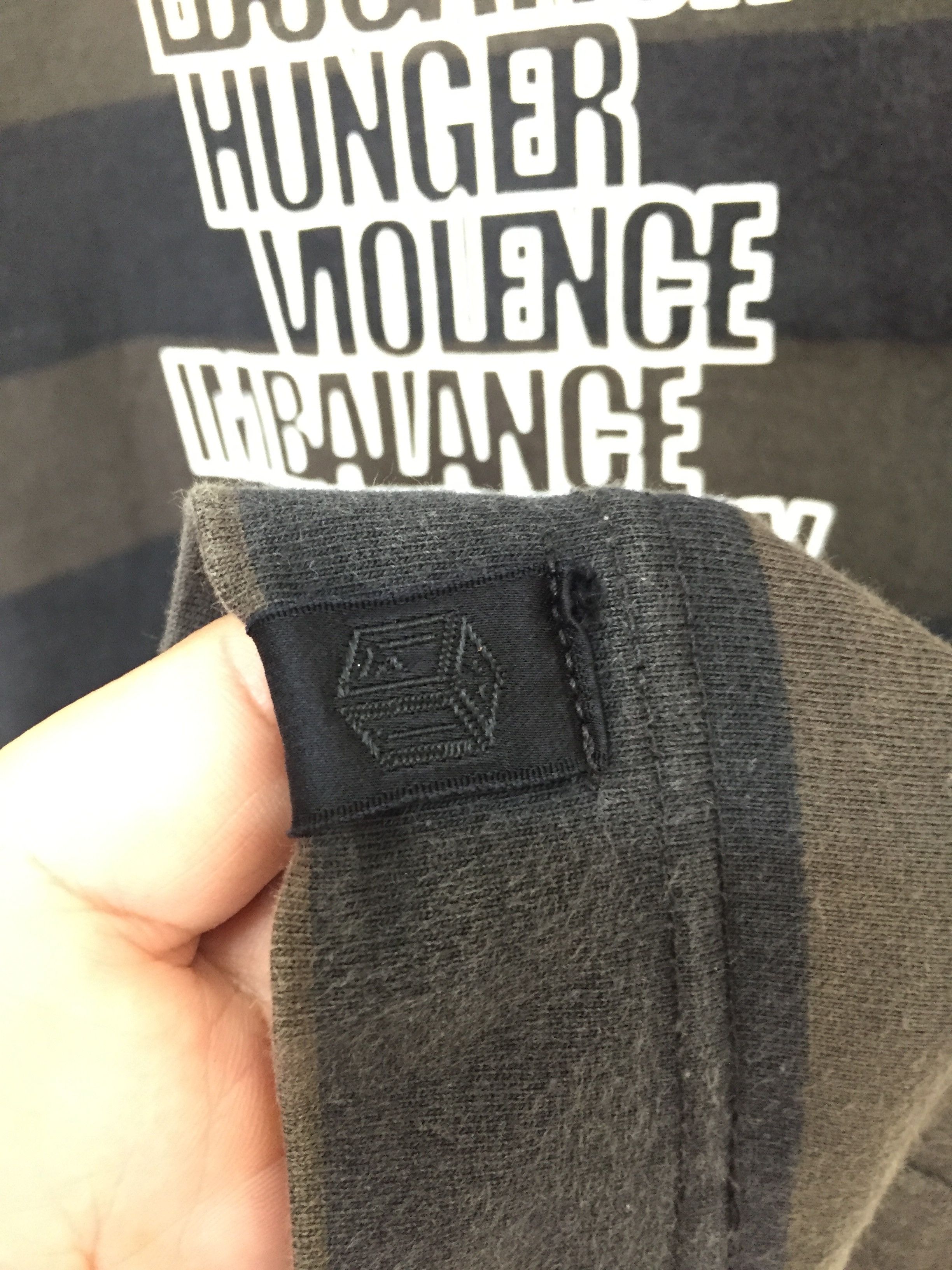 General Research × Mountain Research 2002 Spectator Border stripe Darkside of the moon Size US M / EU 48-50 / 2 - 10 Thumbnail
