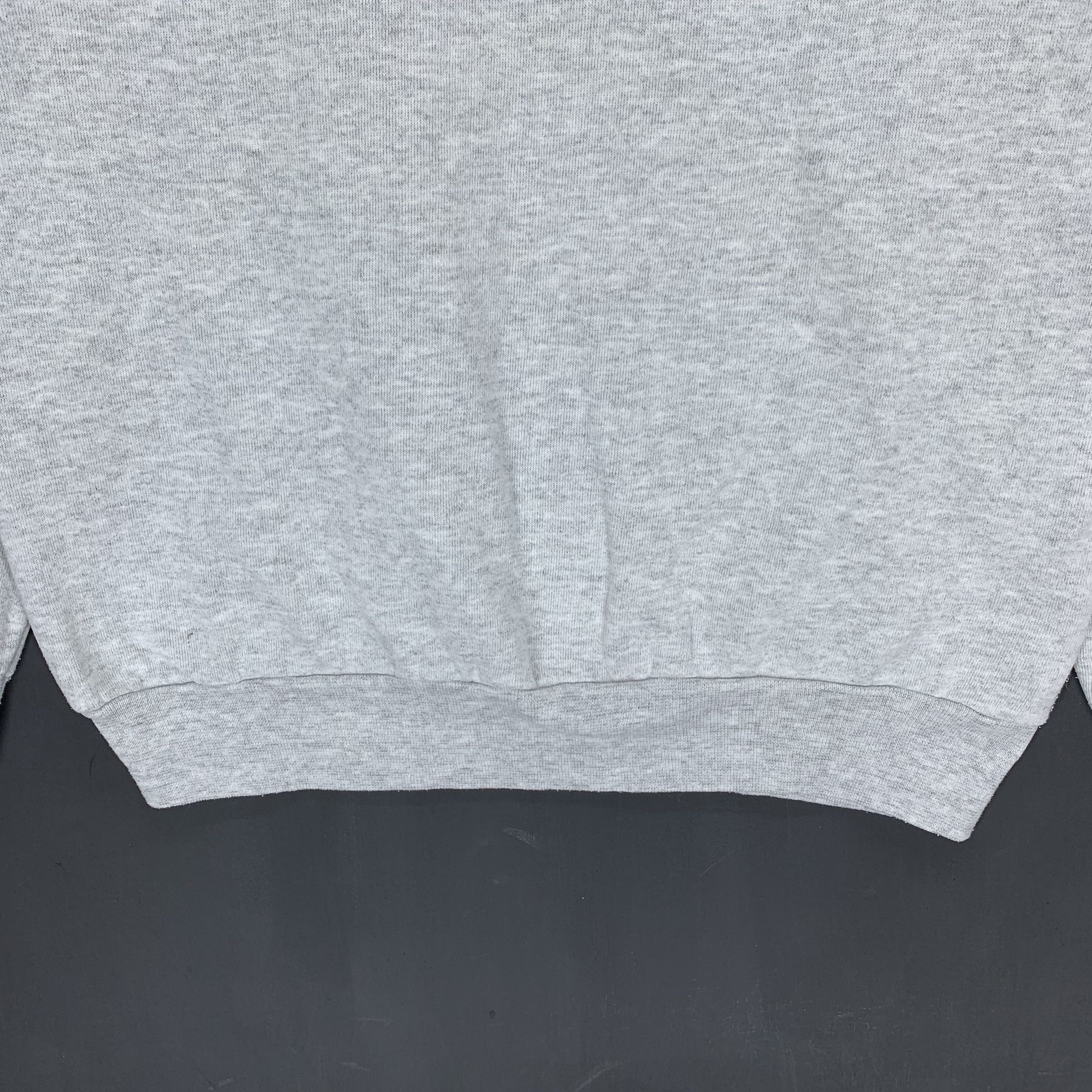 Vintage 93s Yokota Strider Running Club Footrace Sweatshirt #3008-53 Size US M / EU 48-50 / 2 - 5 Thumbnail