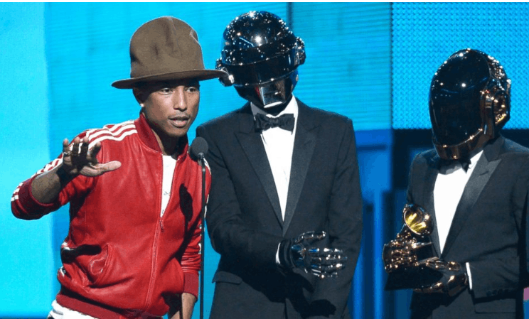 Human Made × Pharrell FW14 "P. WILLIAMS" Vivienne Westwood hat Sweatshirt Size US S / EU 44-46 / 1 - 12 Thumbnail