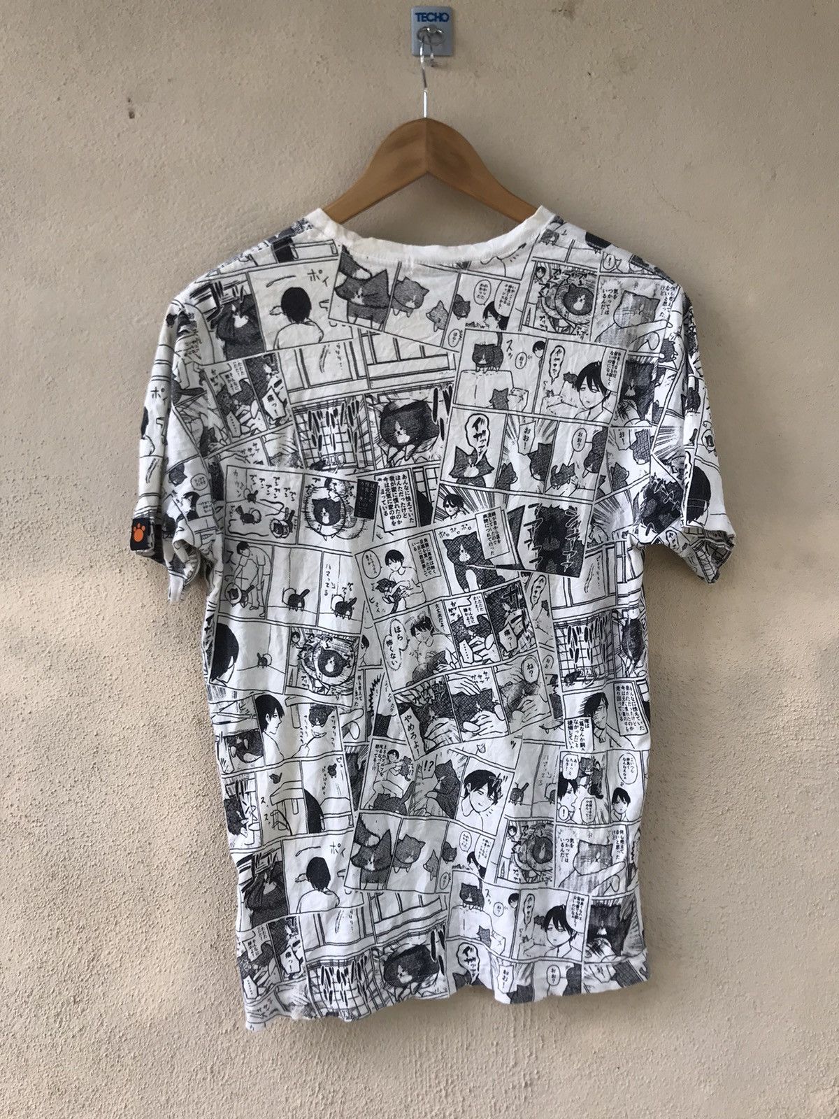 Anime Vintage Anime Takeshi Konoike And The Cat Full Print Tshirt Size US M / EU 48-50 / 2 - 2 Thumbnail