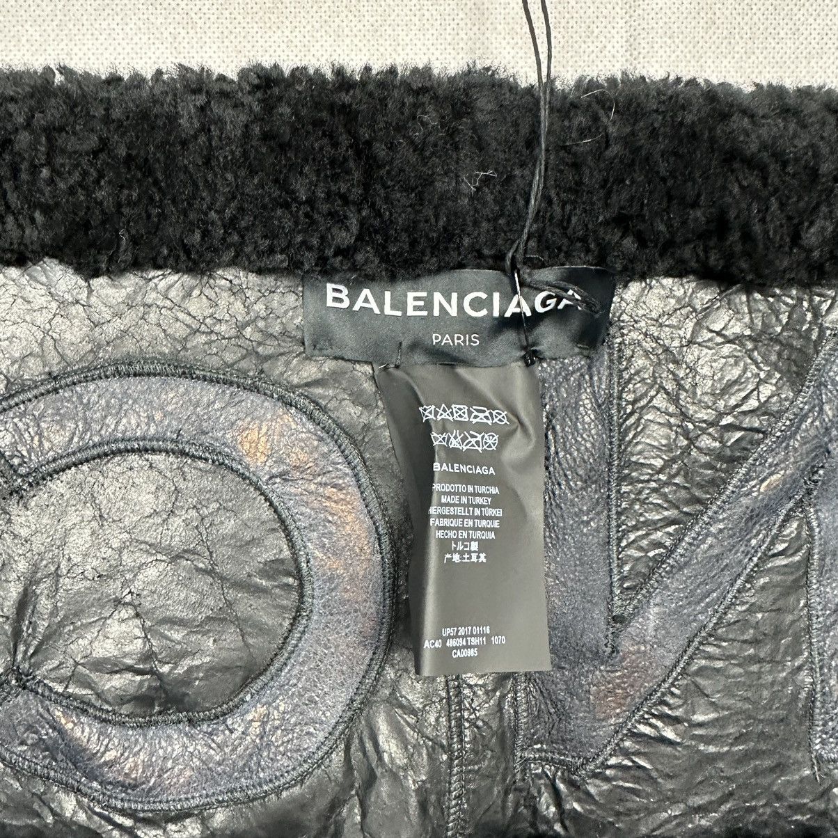 Balenciaga *3k* Balenciaga XL Real Fur Logo Scarf Size ONE SIZE - 7 Thumbnail