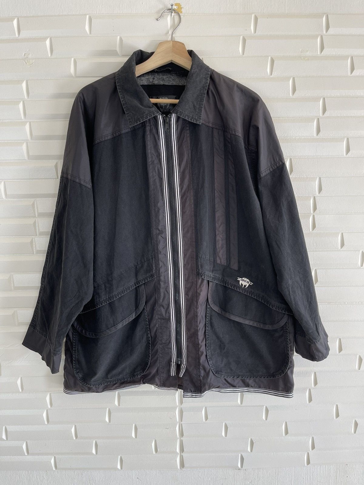 Vintage ZORLAC Skateboard Windbreaker